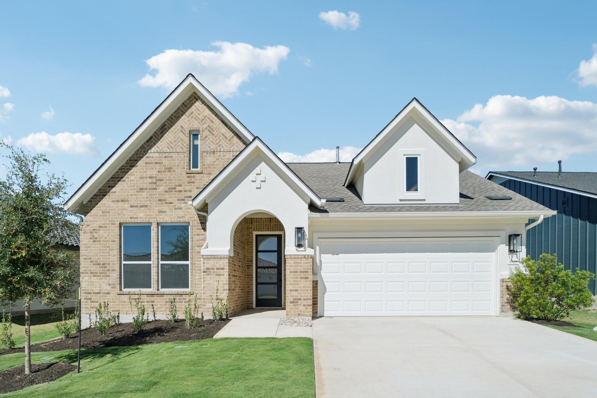 1528  Dancing Oak Ln in San Marcos