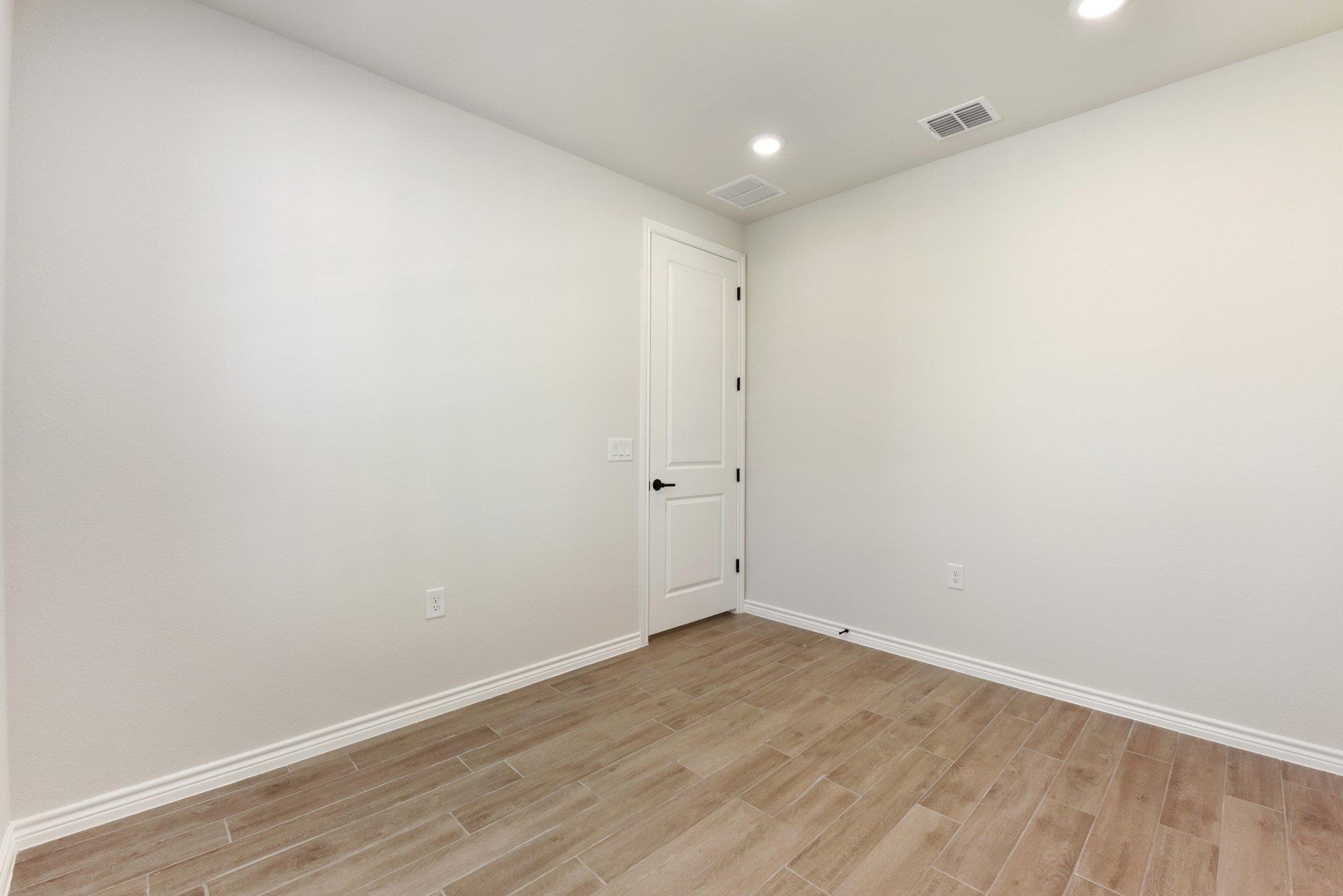 Home photo 19