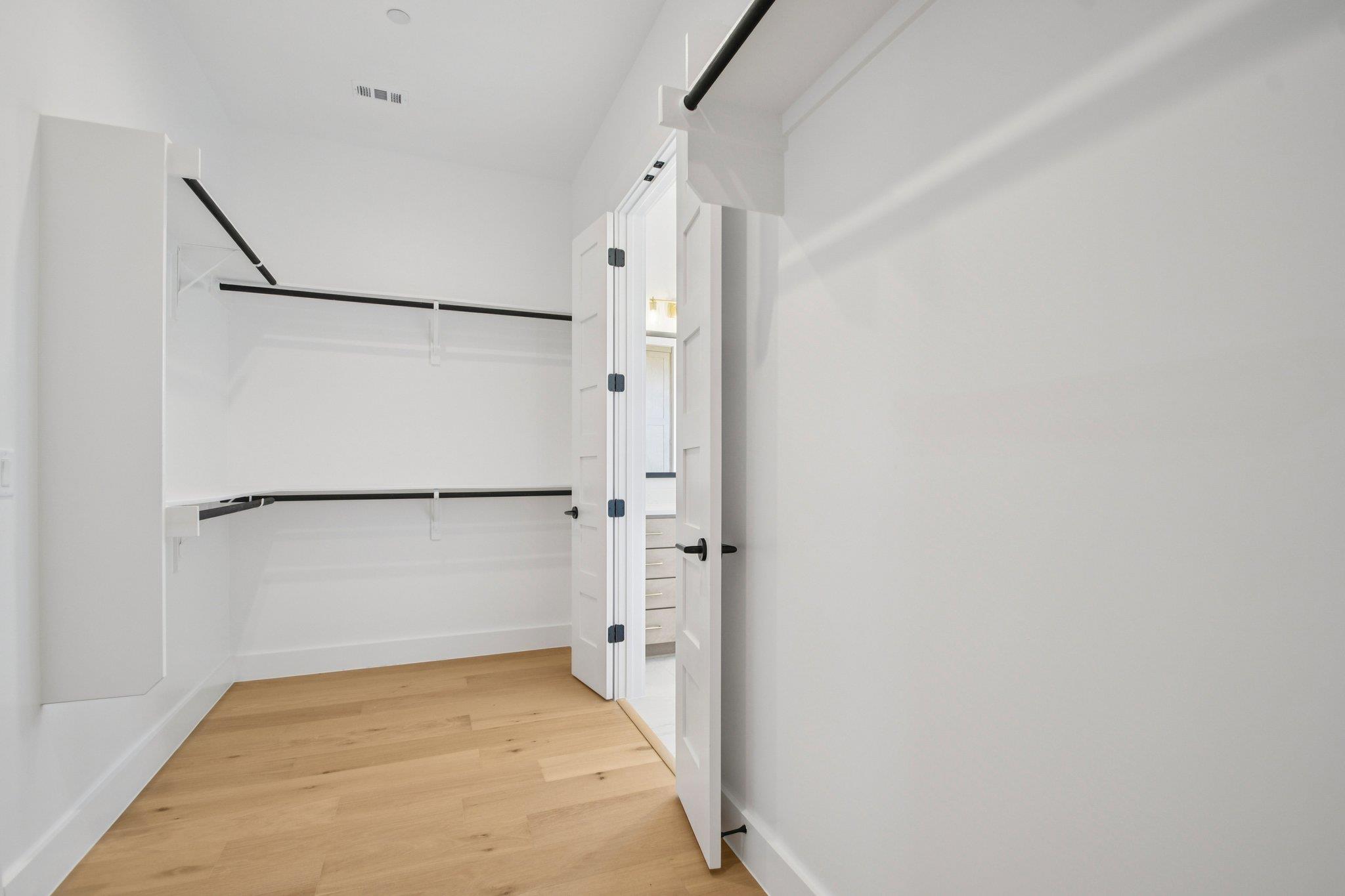 Home photo 21