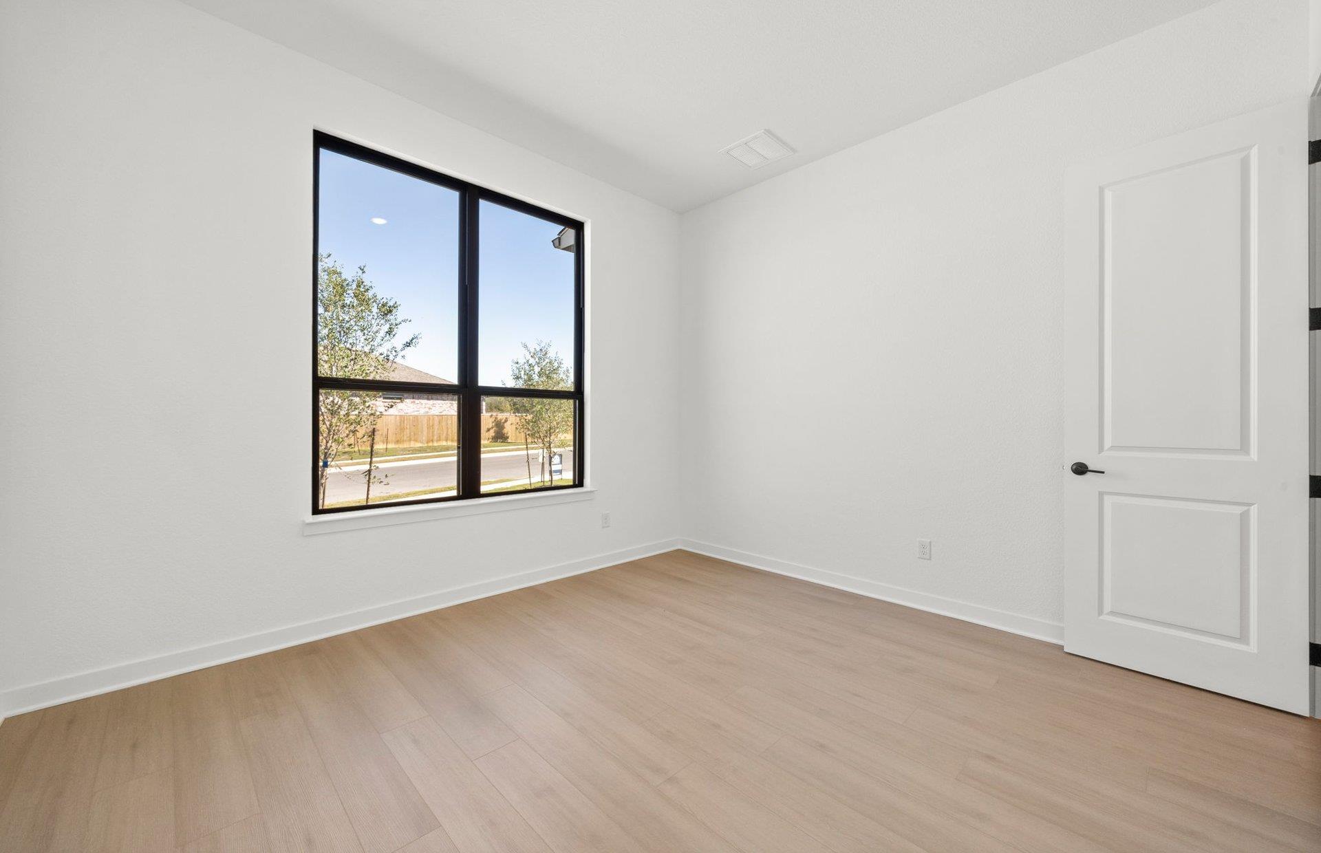 Home photo 19