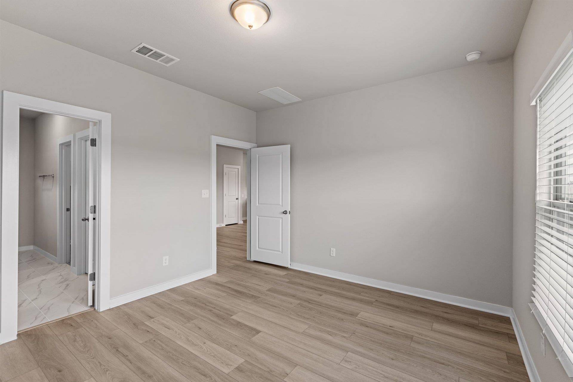 Home photo 19