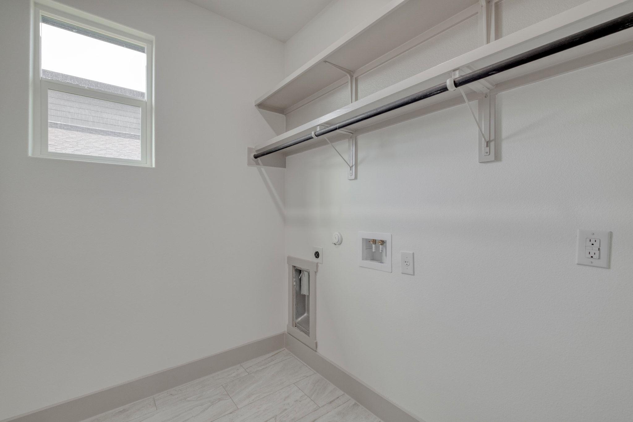 Home photo 24