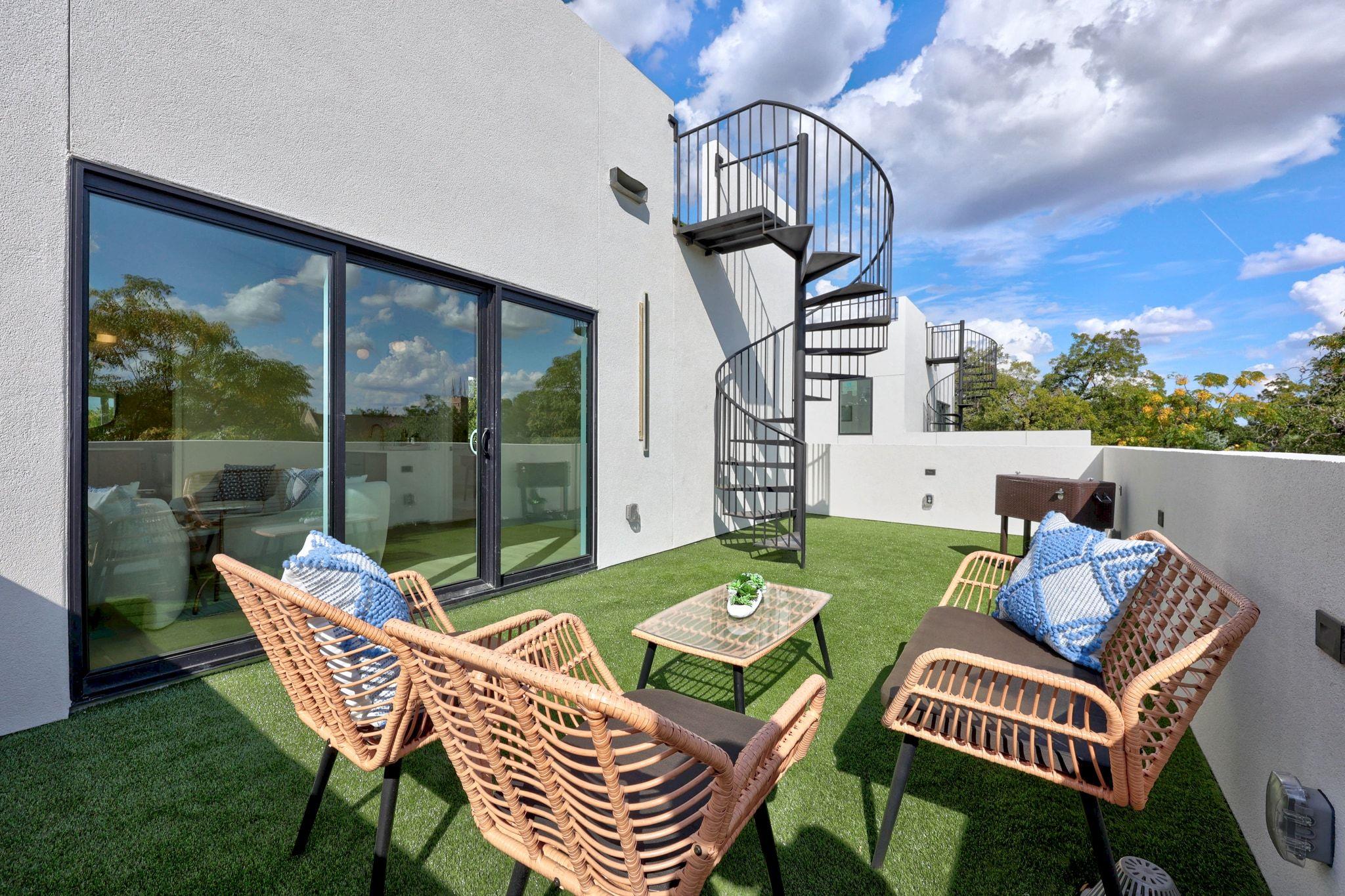 Home photo 4