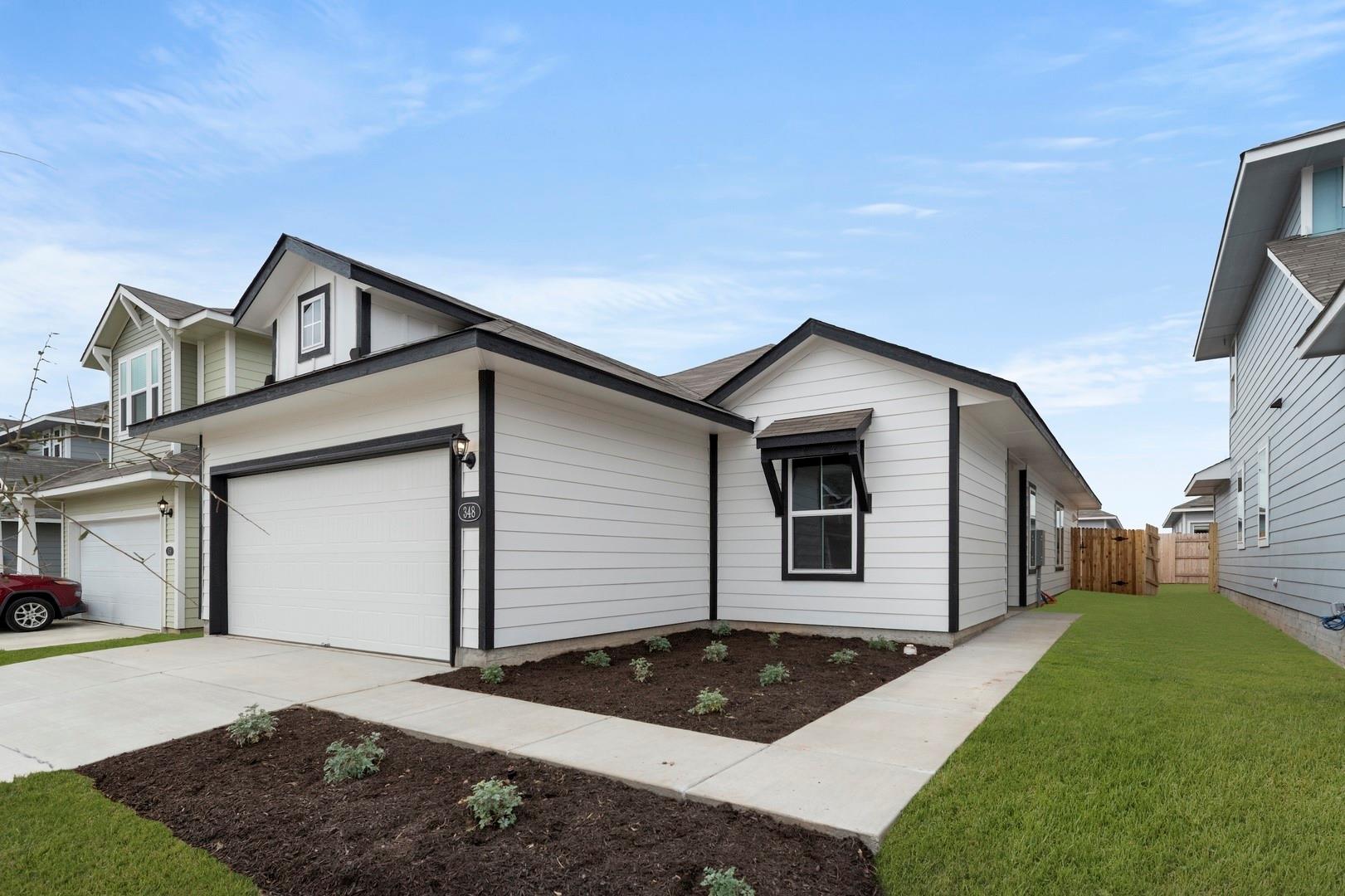 348  Jade St in Maxwell