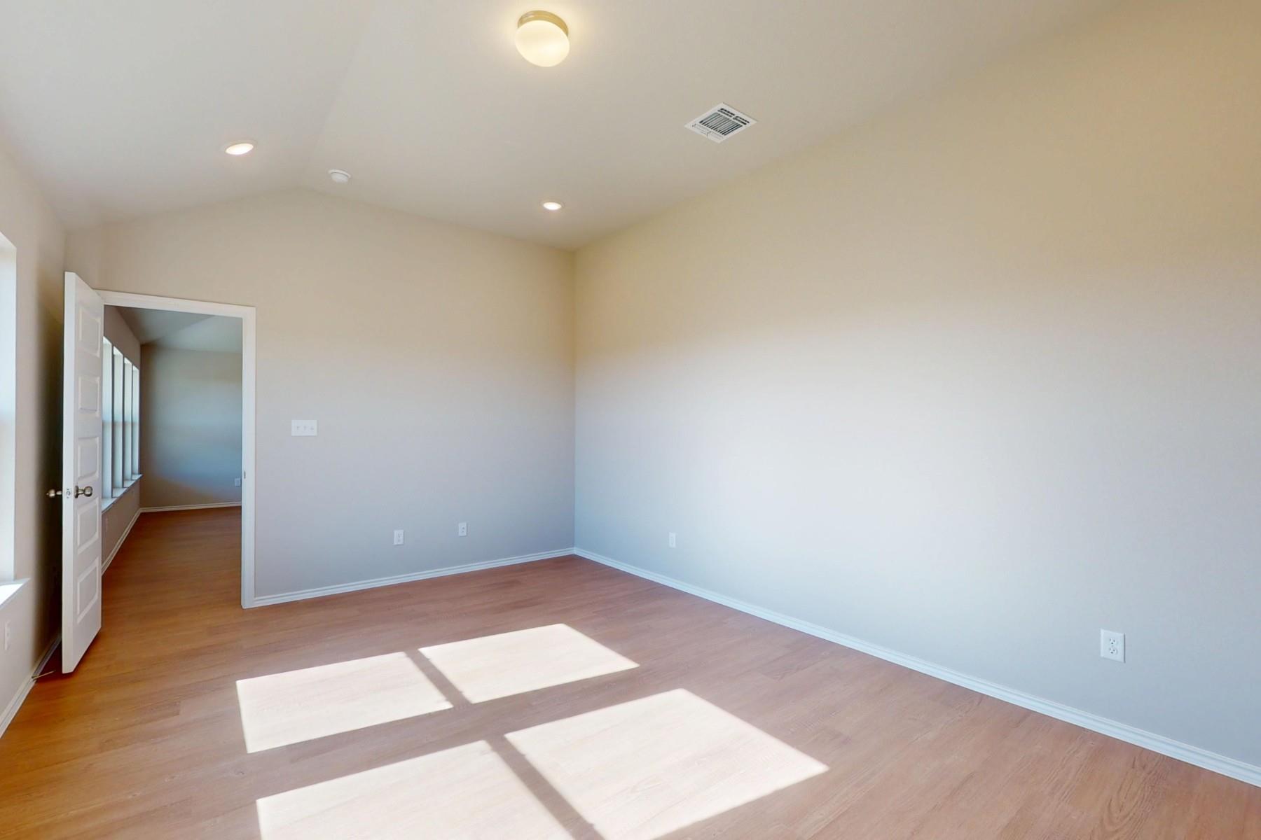 Home photo 16