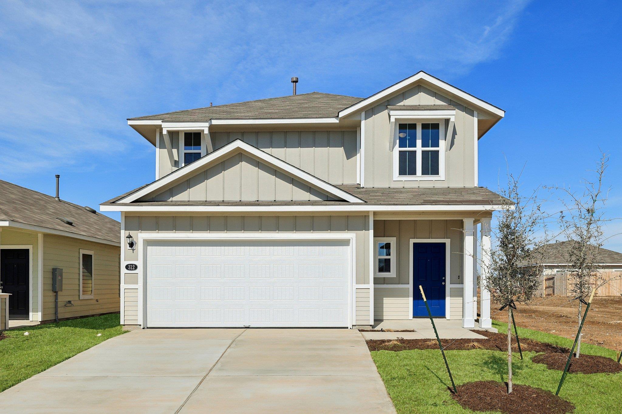 312  Jade St in Maxwell