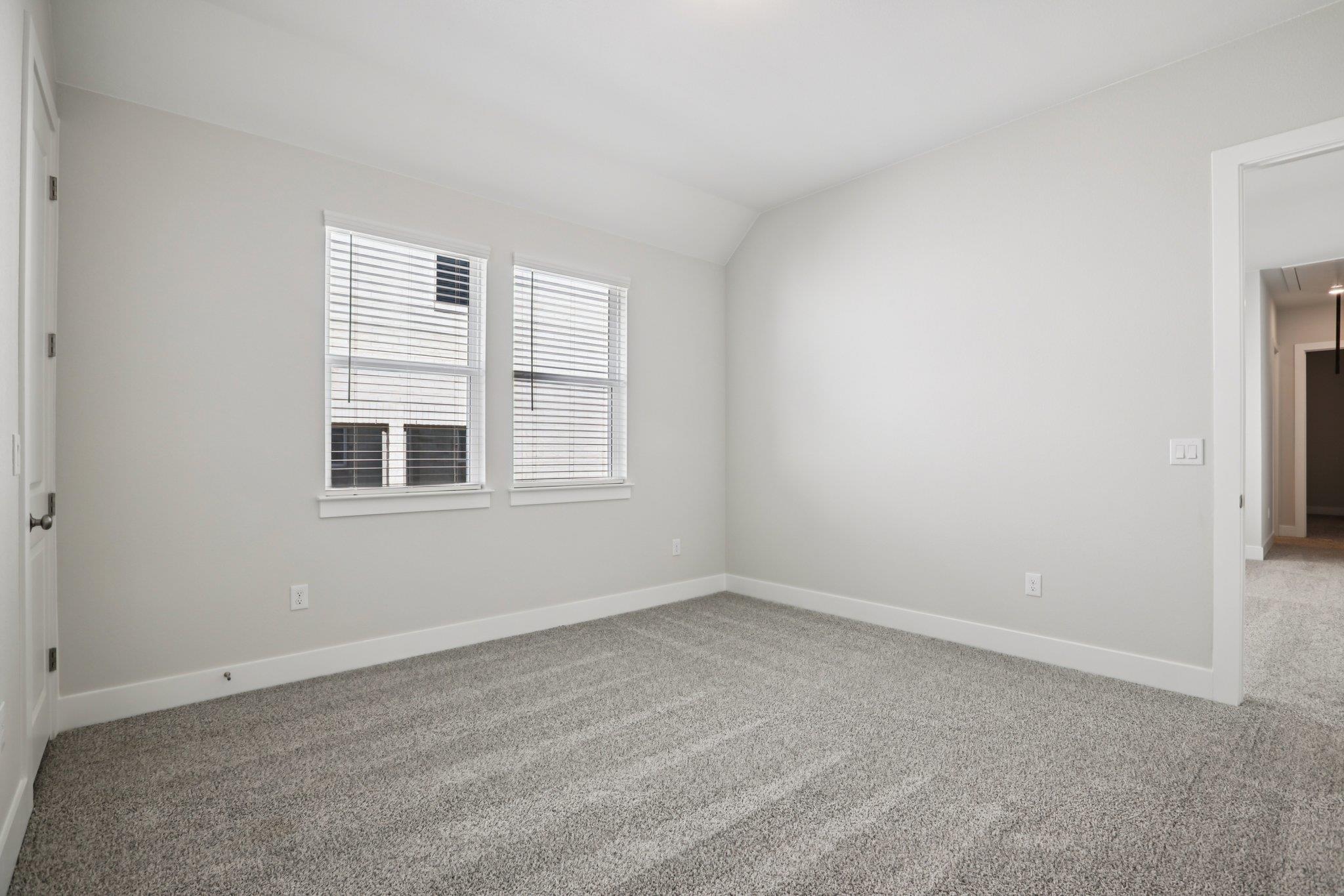 Home photo 19