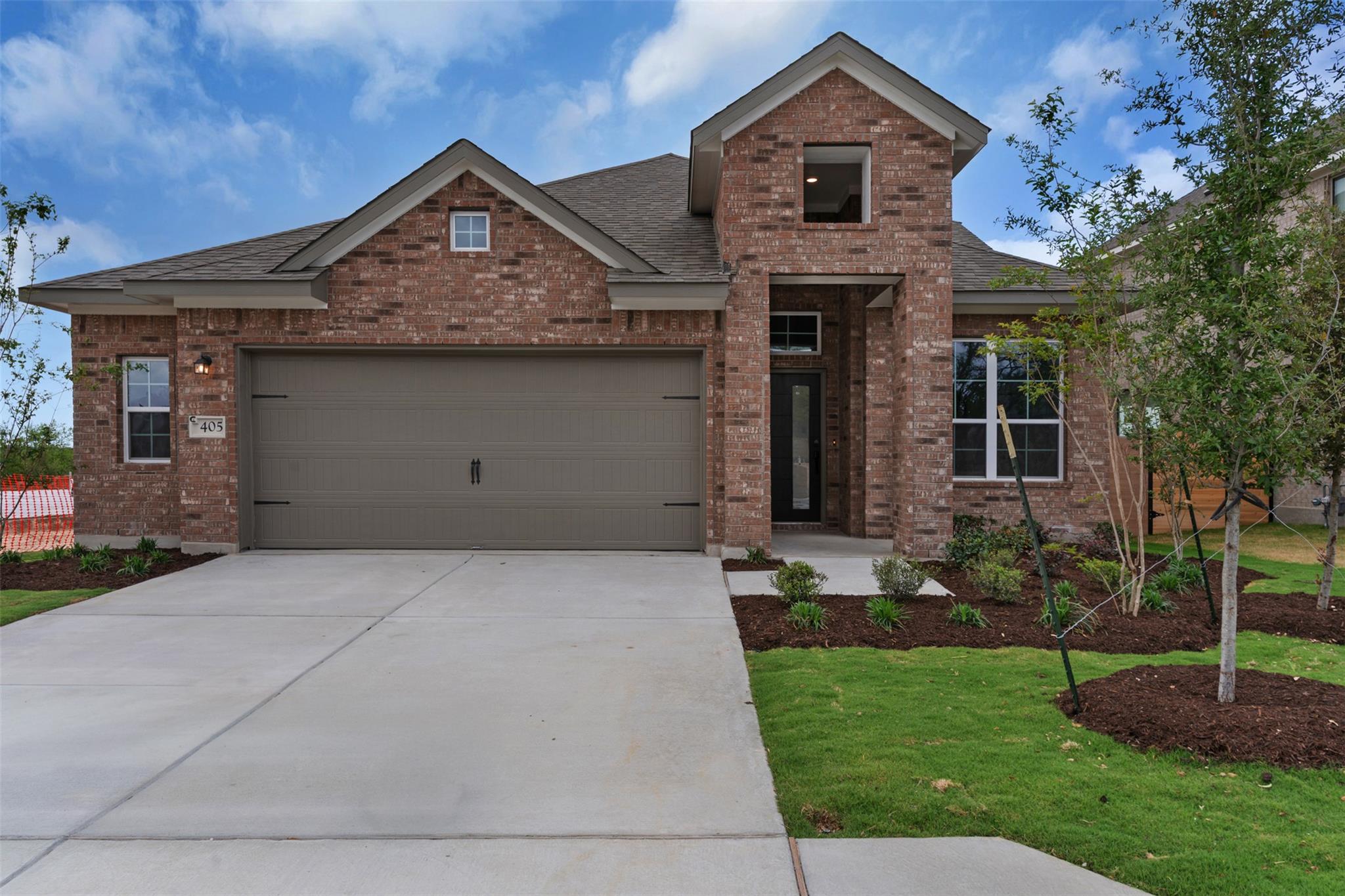 405  Raleigh Dr in Georgetown