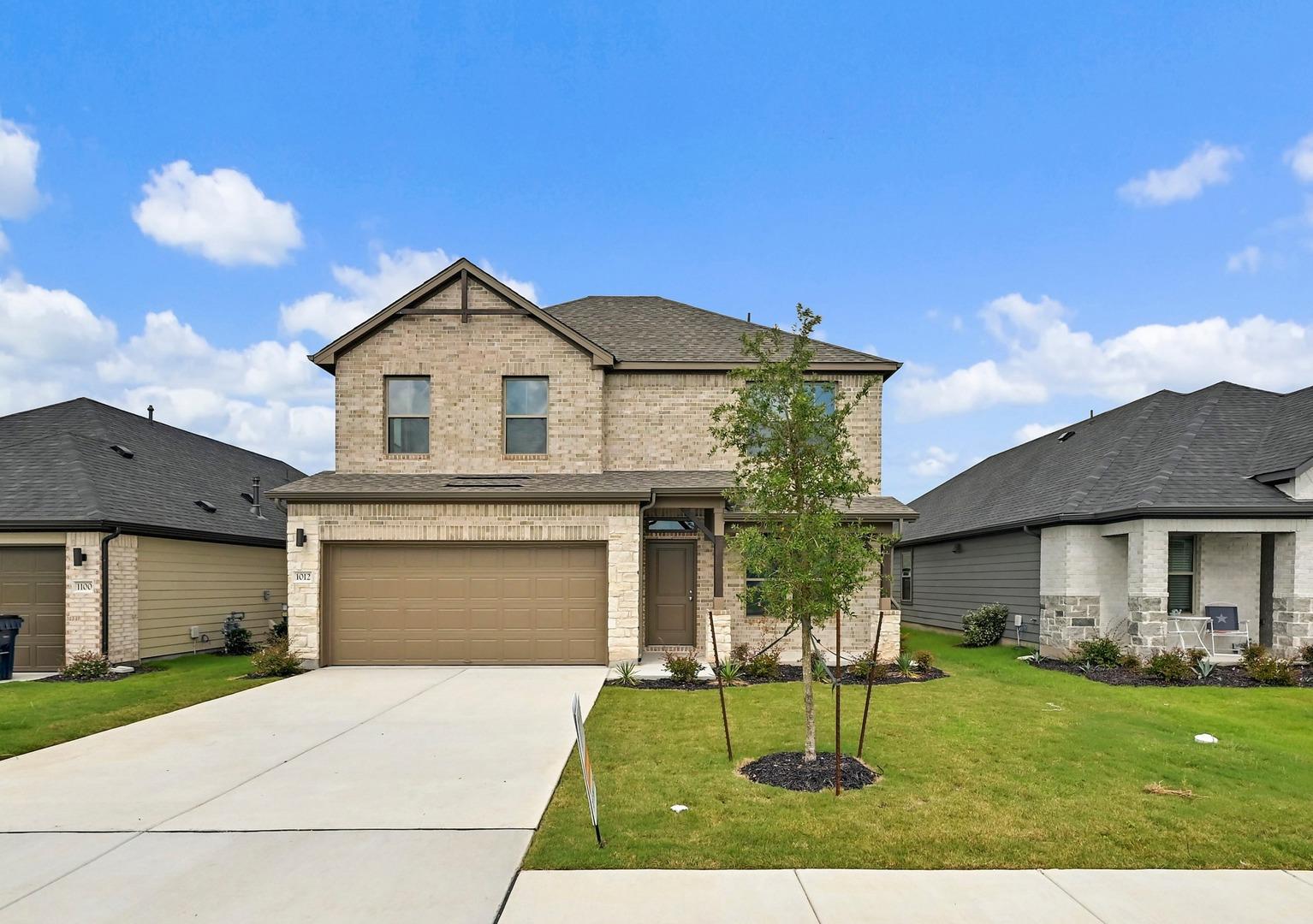 1012  Universal Dr in Hutto
