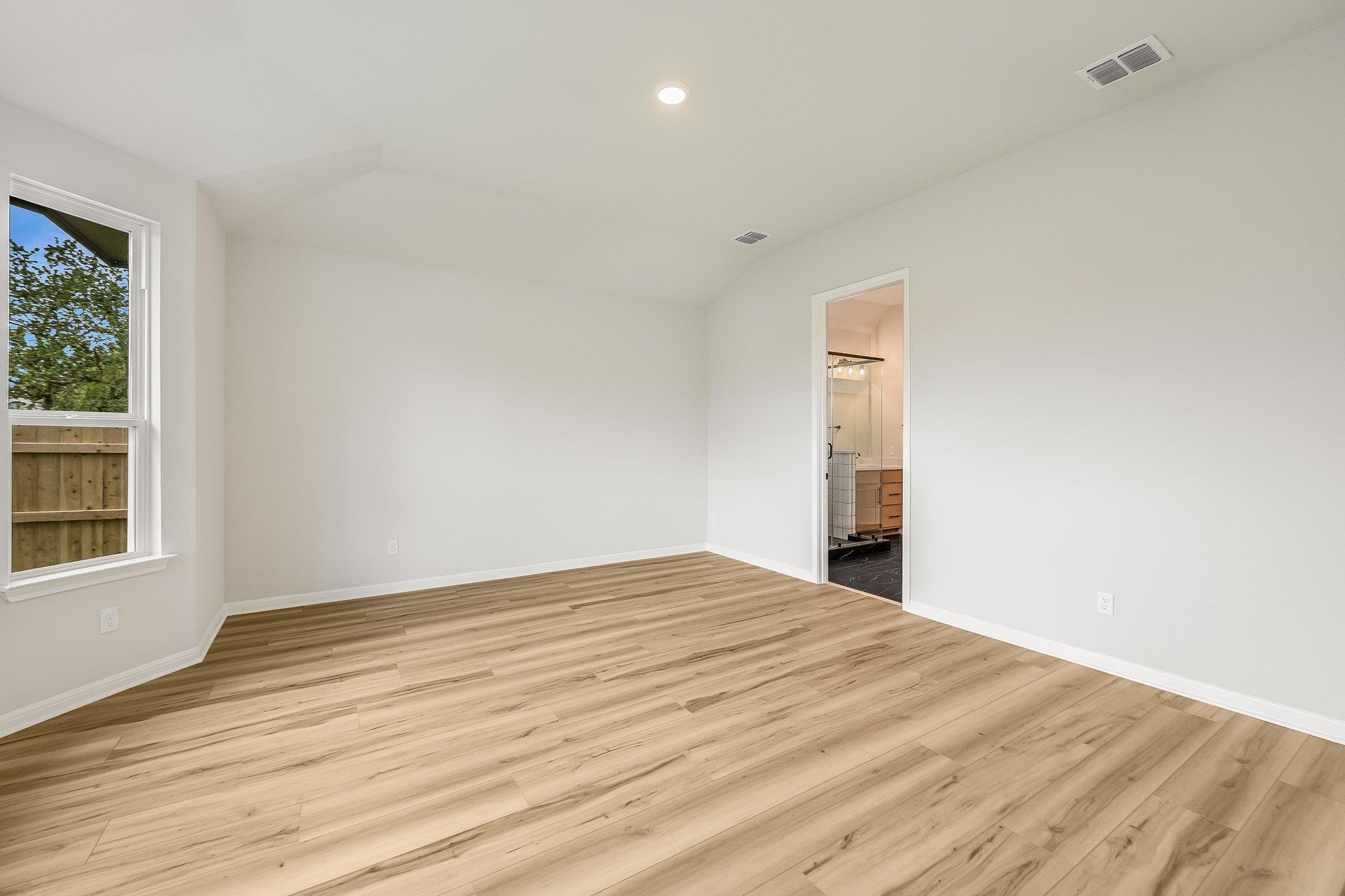 Home photo 16
