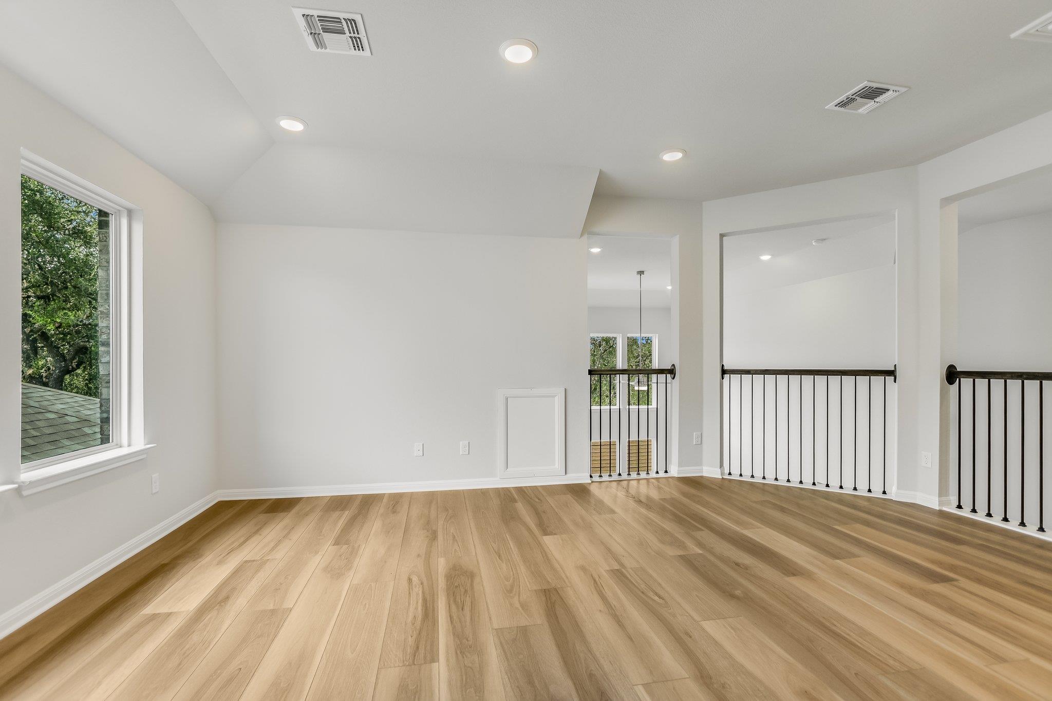 Home photo 17