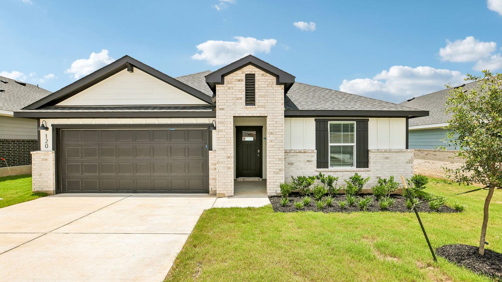 120  SOUTHRIDGE Trl in Marble Falls