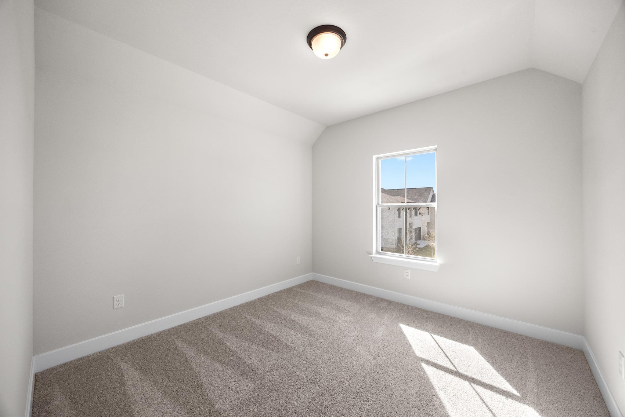 Home photo 24