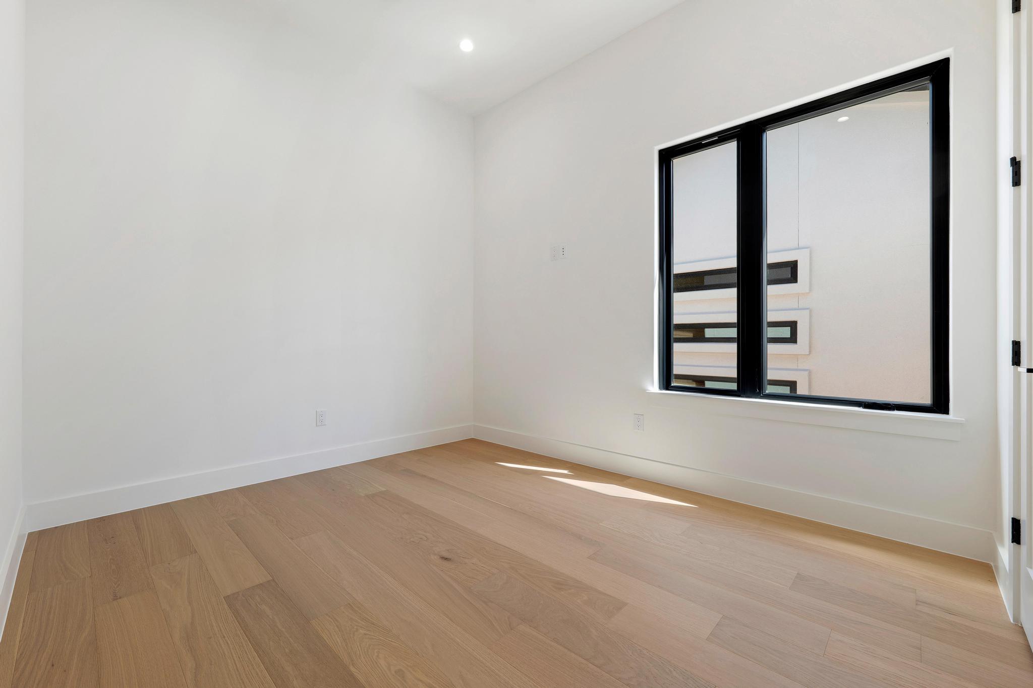Home photo 20