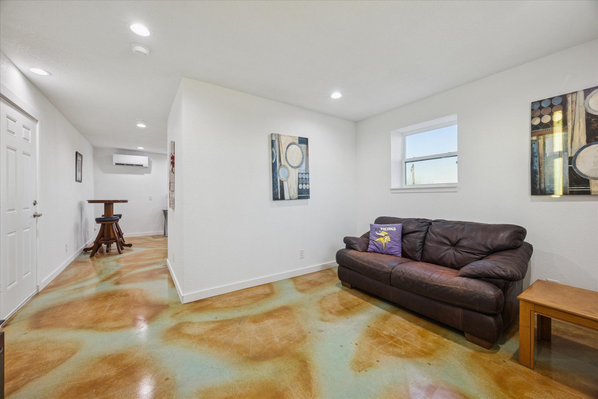 Home photo 13