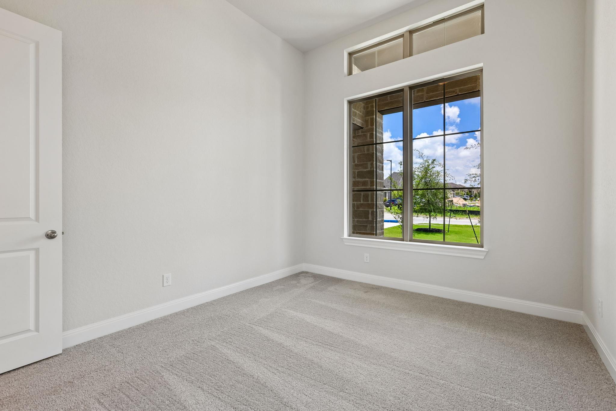 Home photo 17