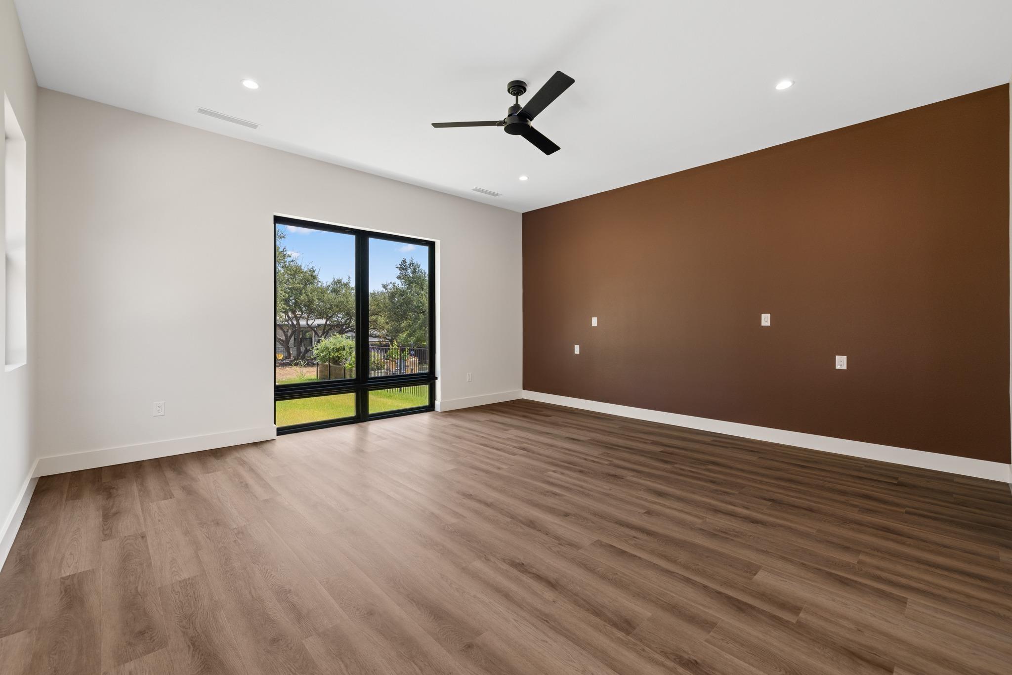 Home photo 12