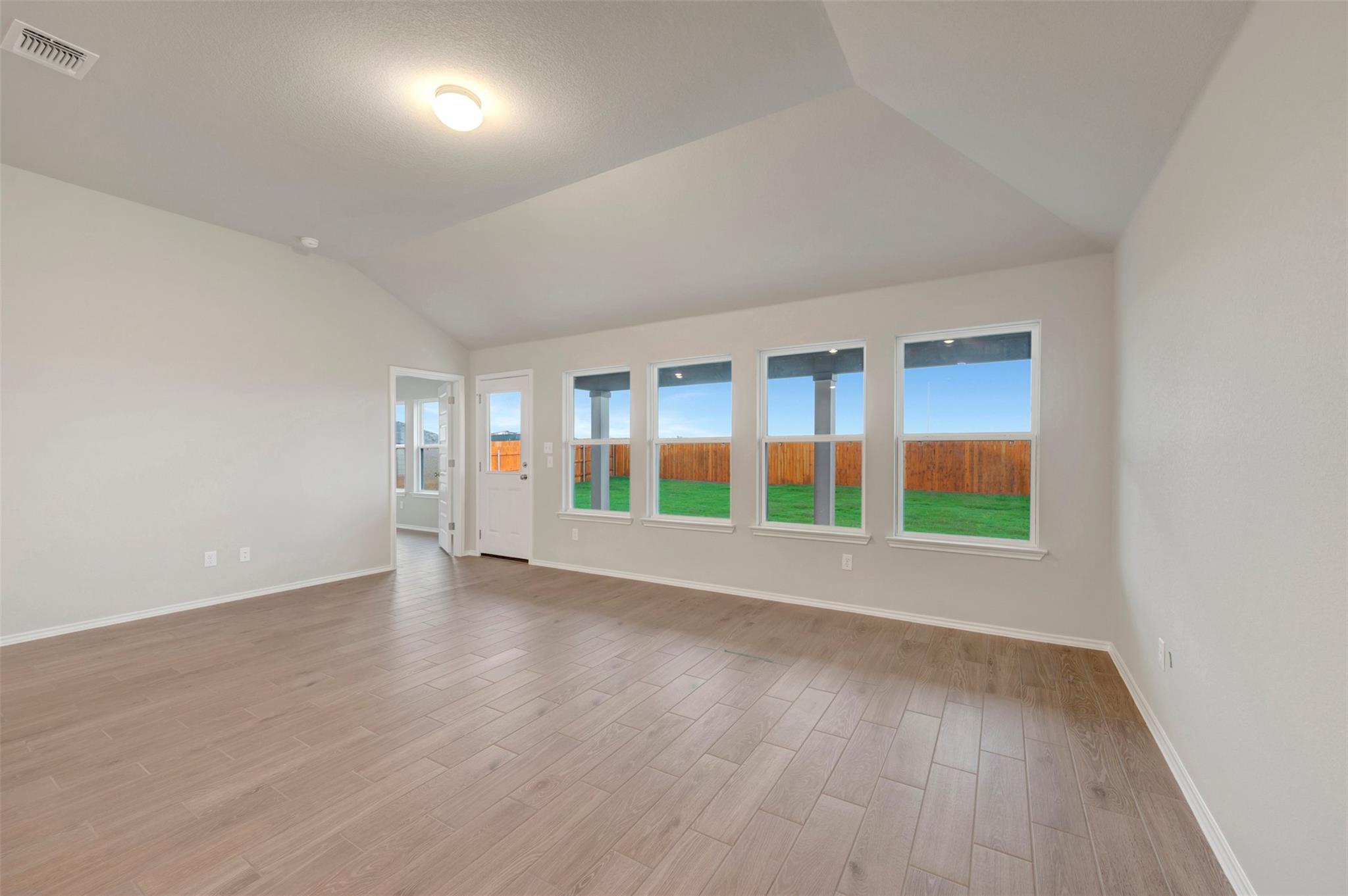 Home photo 13