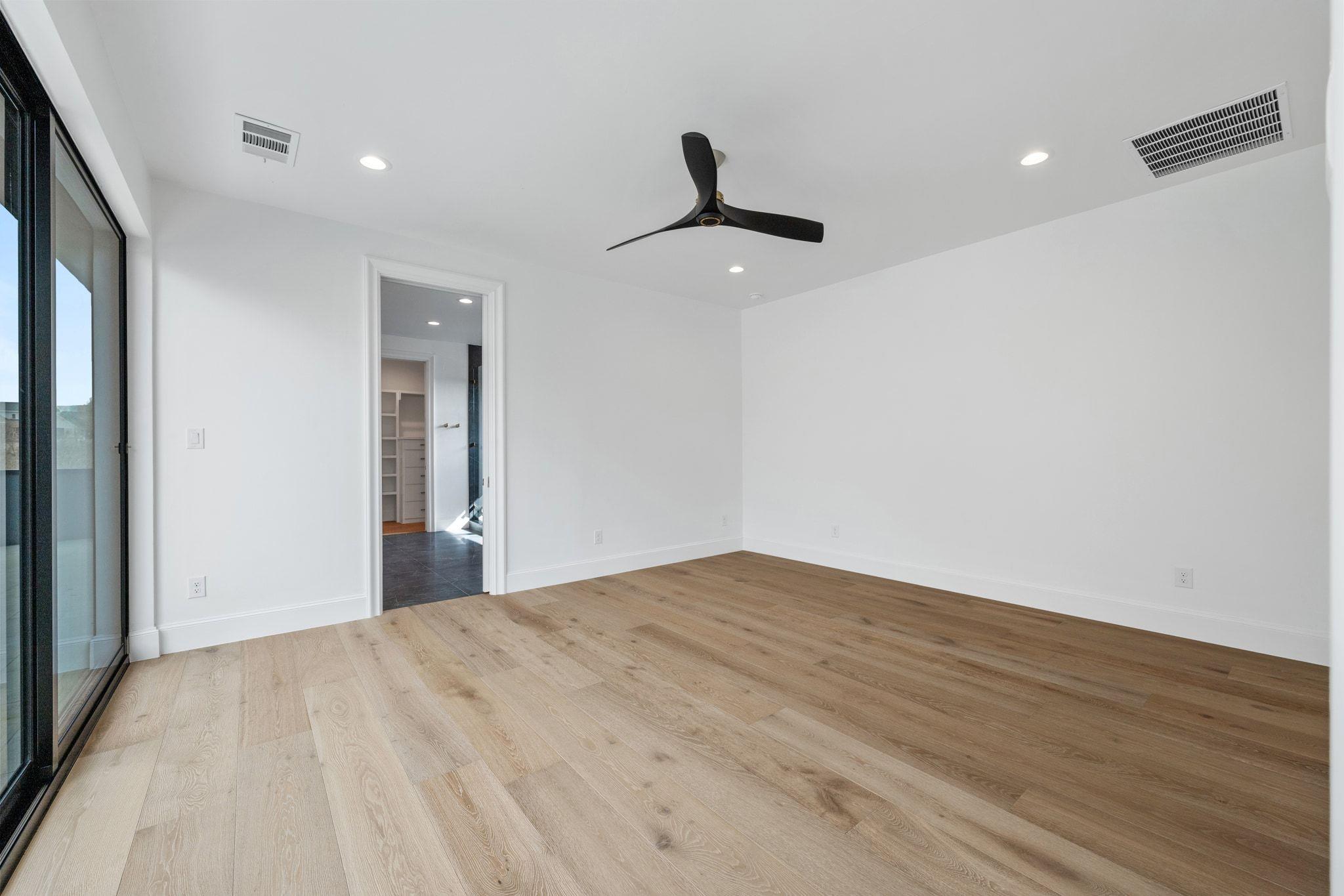 Home photo 17