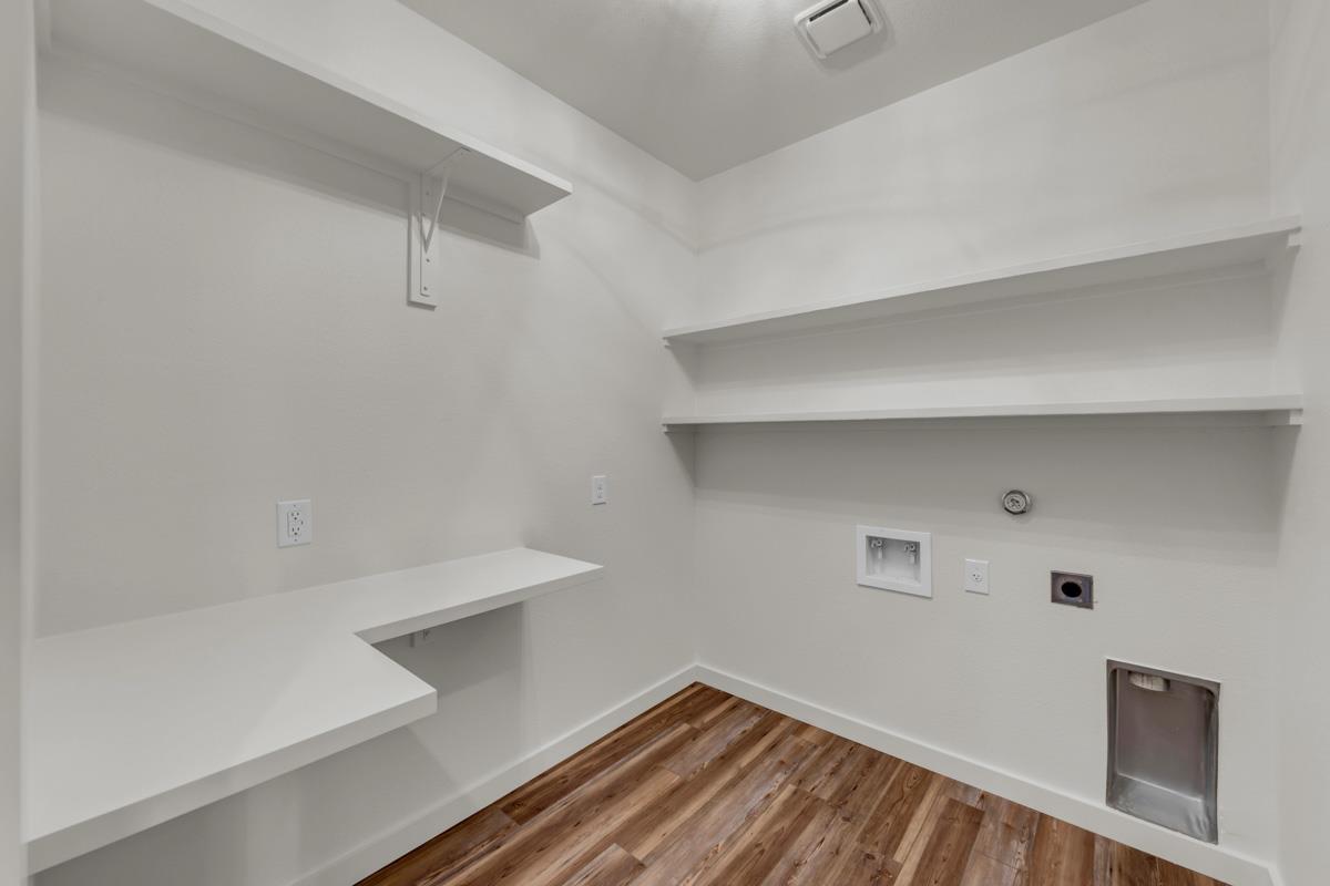 Home photo 19
