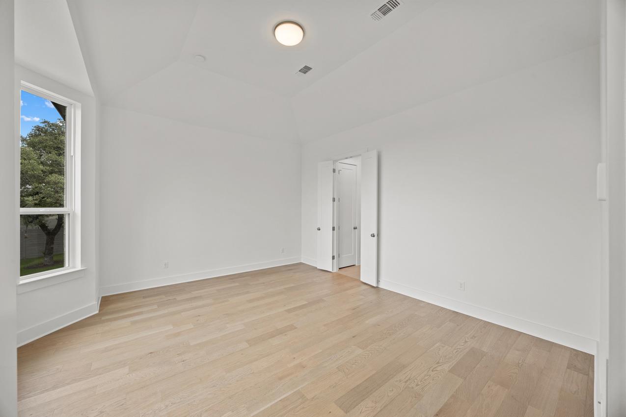 Home photo 4