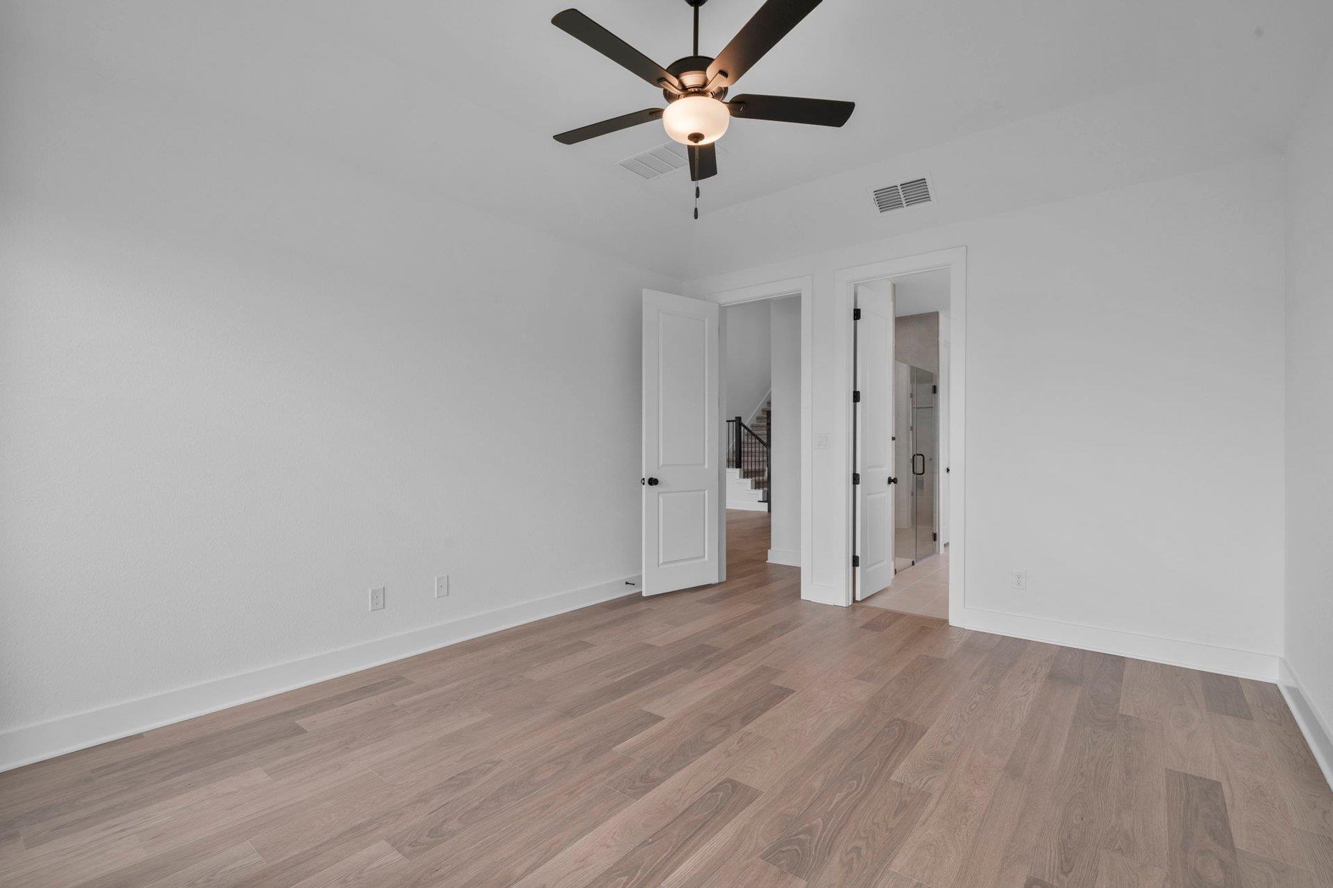 Home photo 17