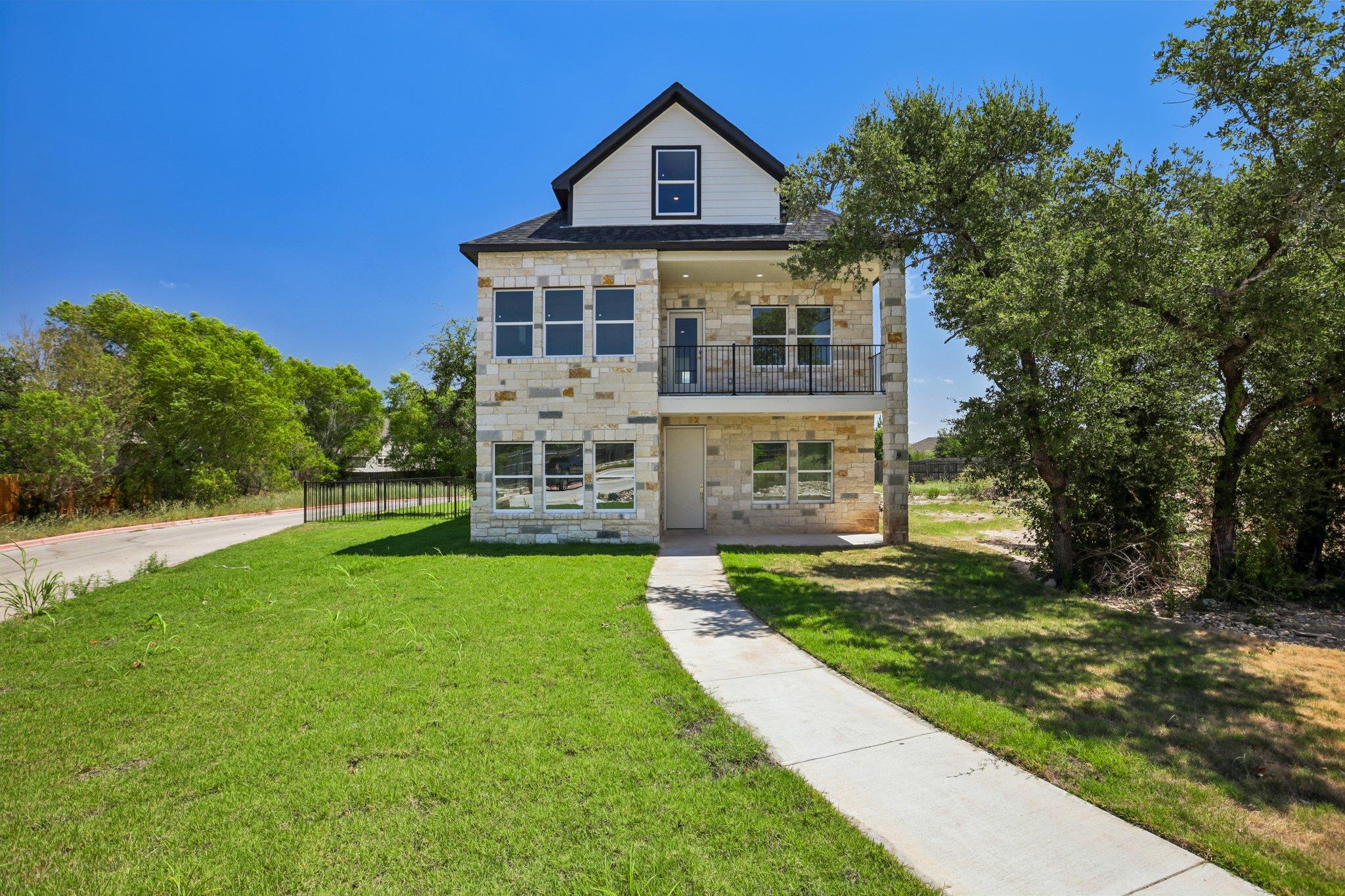 1301  Low Branch Ln  #9 in Leander
