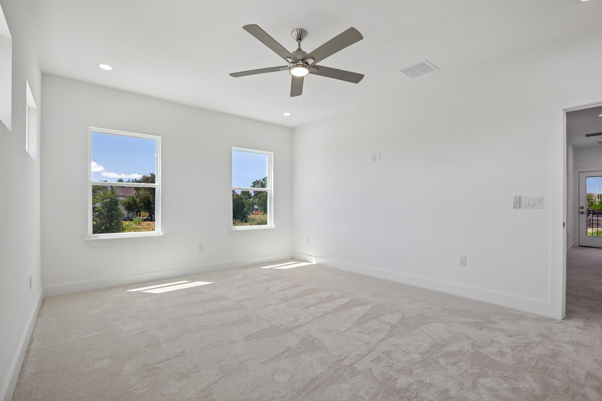 Home photo 19