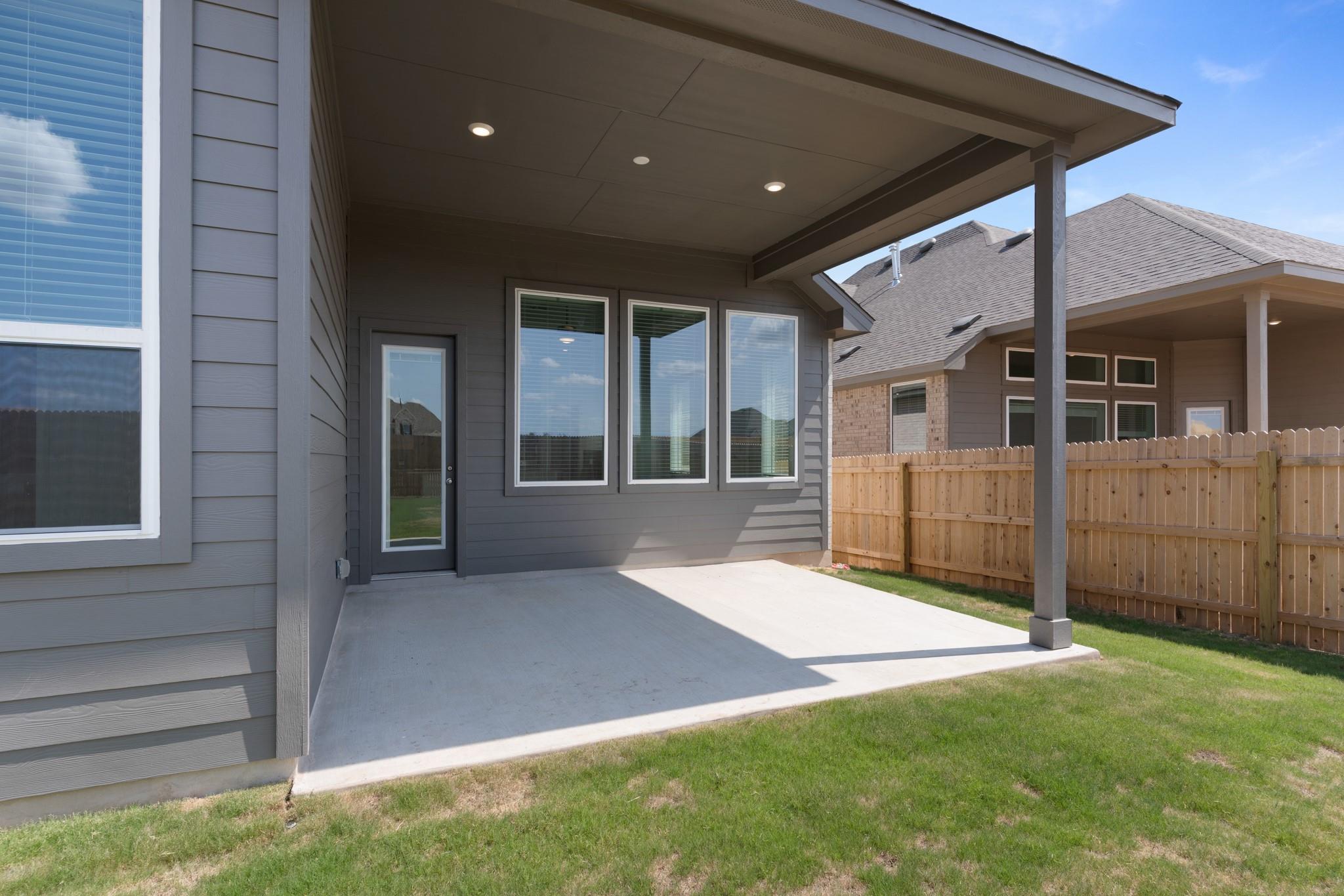 Home photo 19