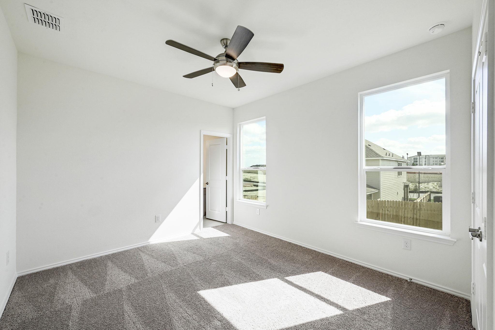 Home photo 12