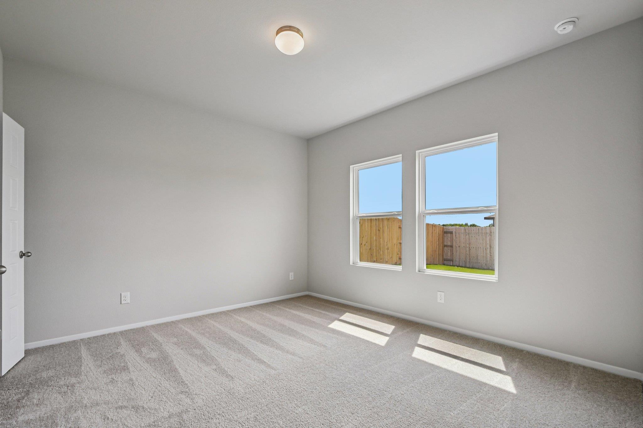 Home photo 17