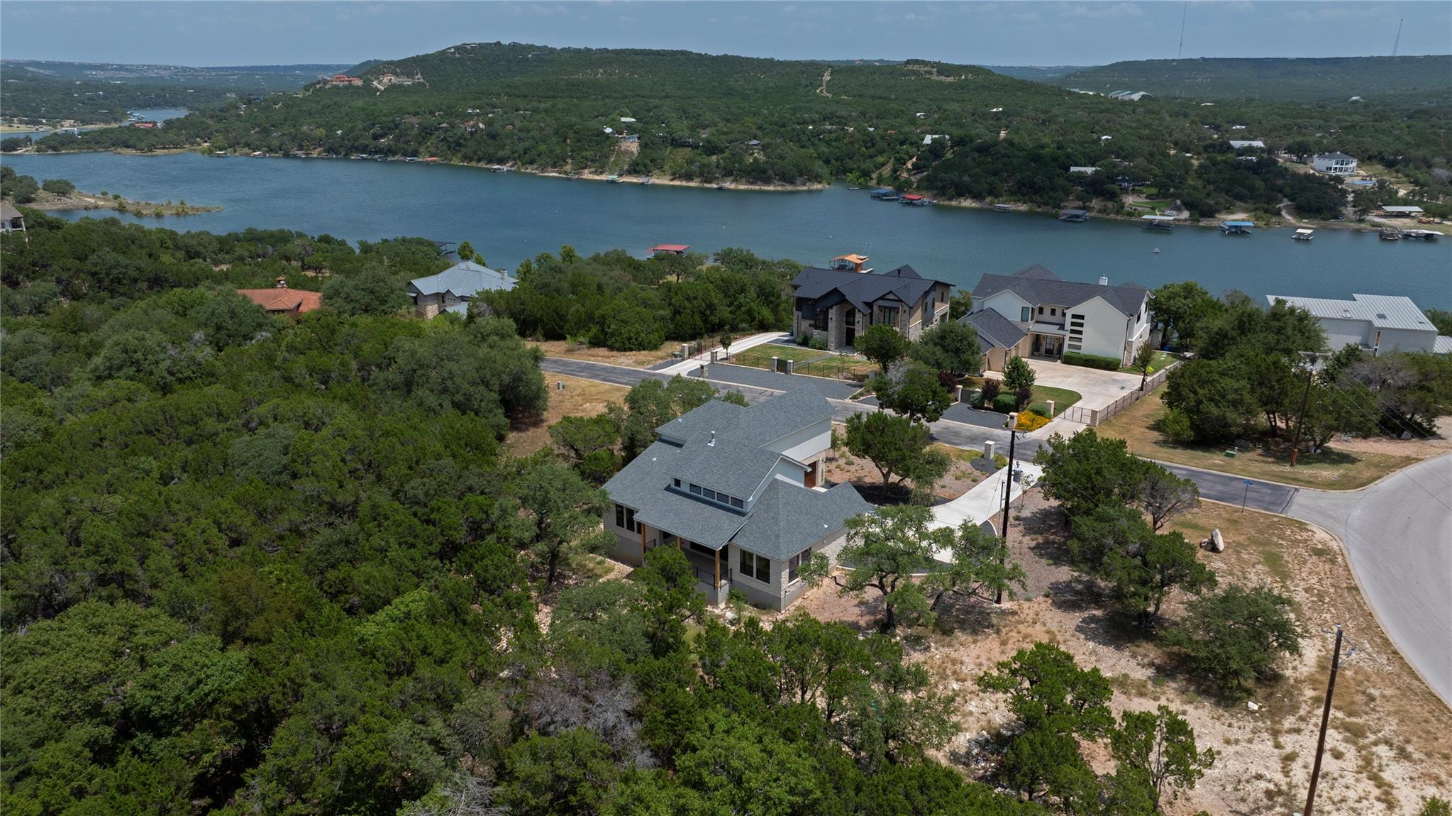 9504  Harbor Dr in Jonestown