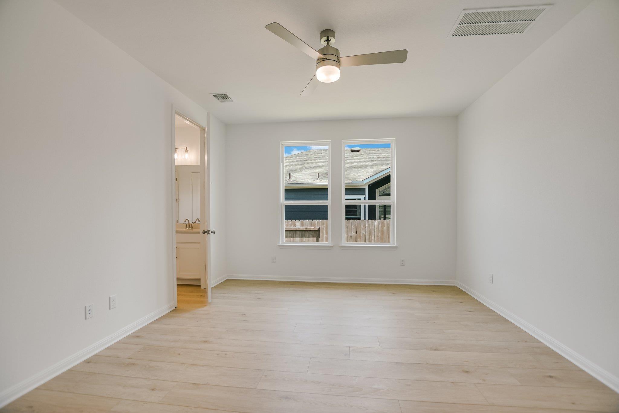 Home photo 16