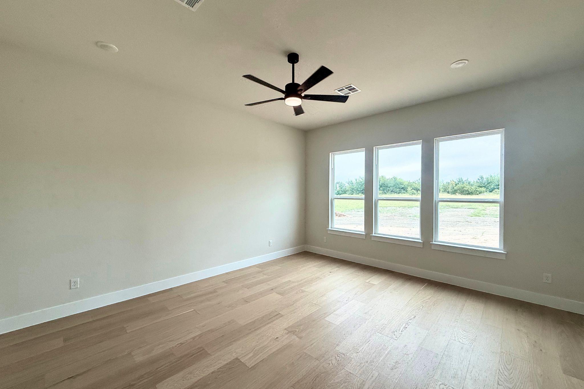 Home photo 18