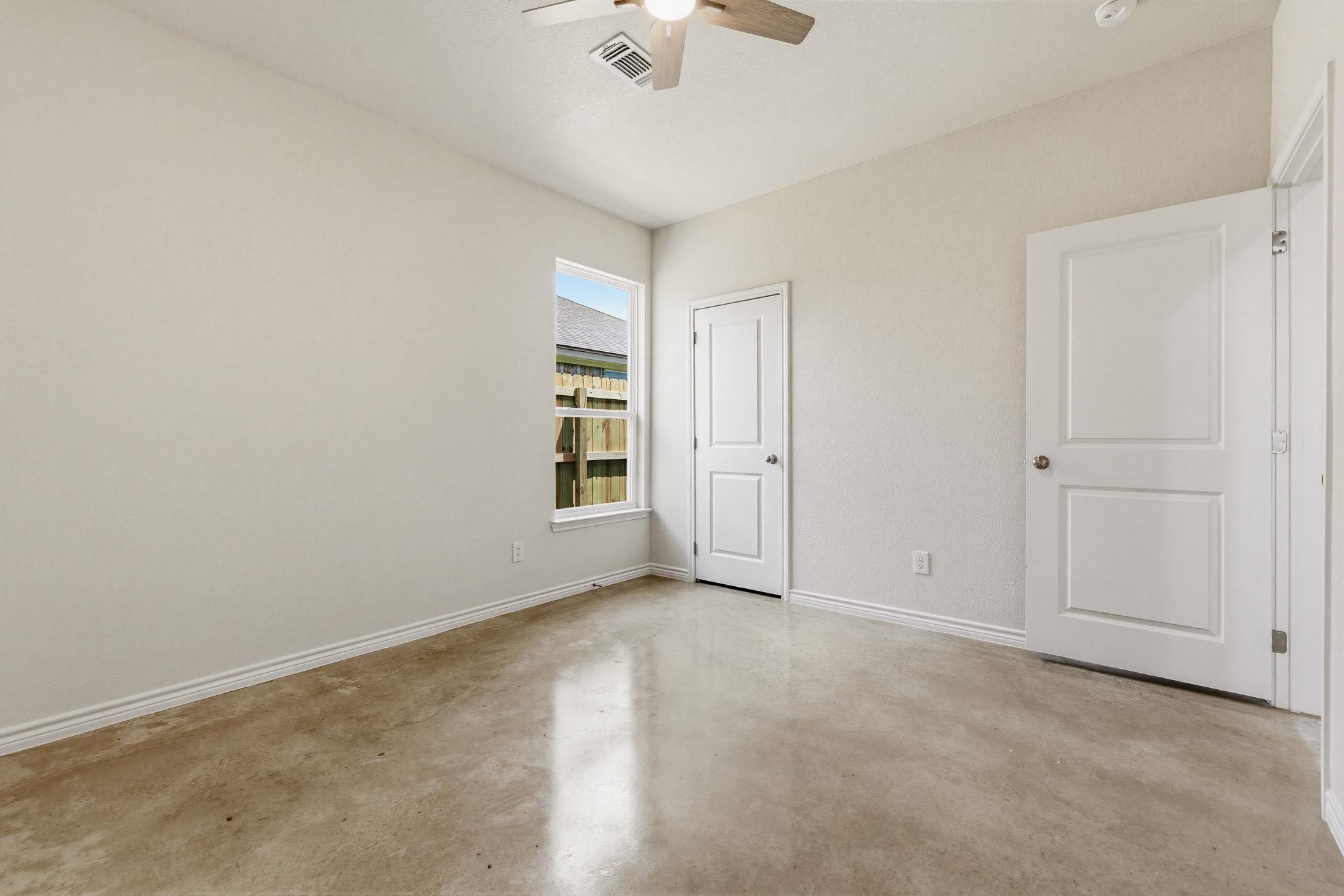 Home photo 16
