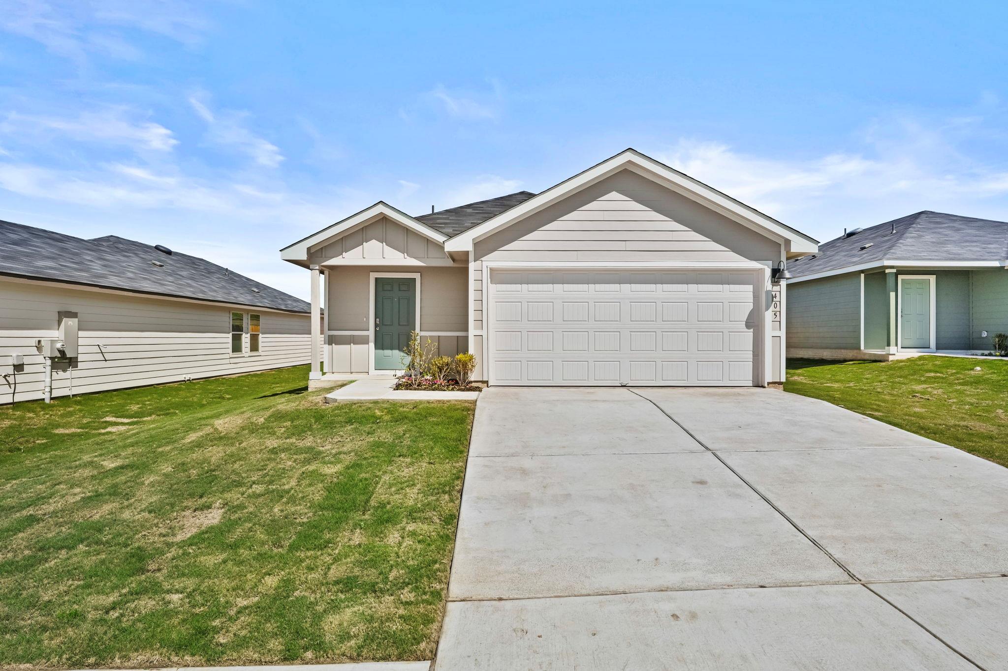 405  Wild Goose Dr in Luling