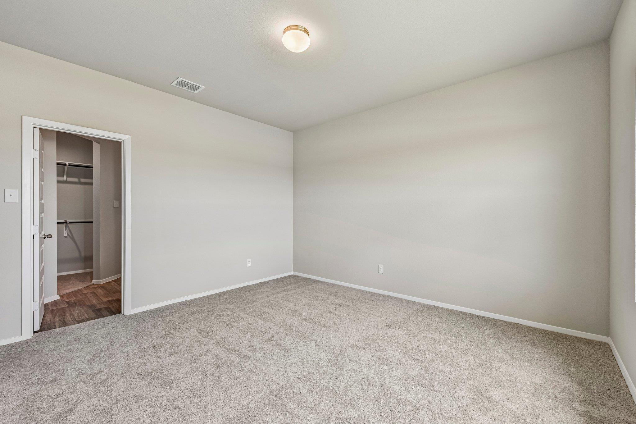 Home photo 17