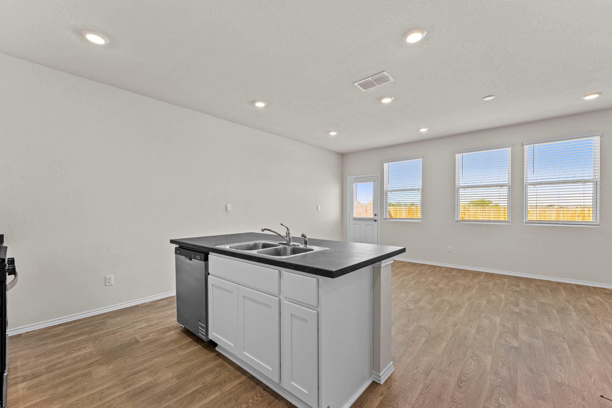Home photo 4