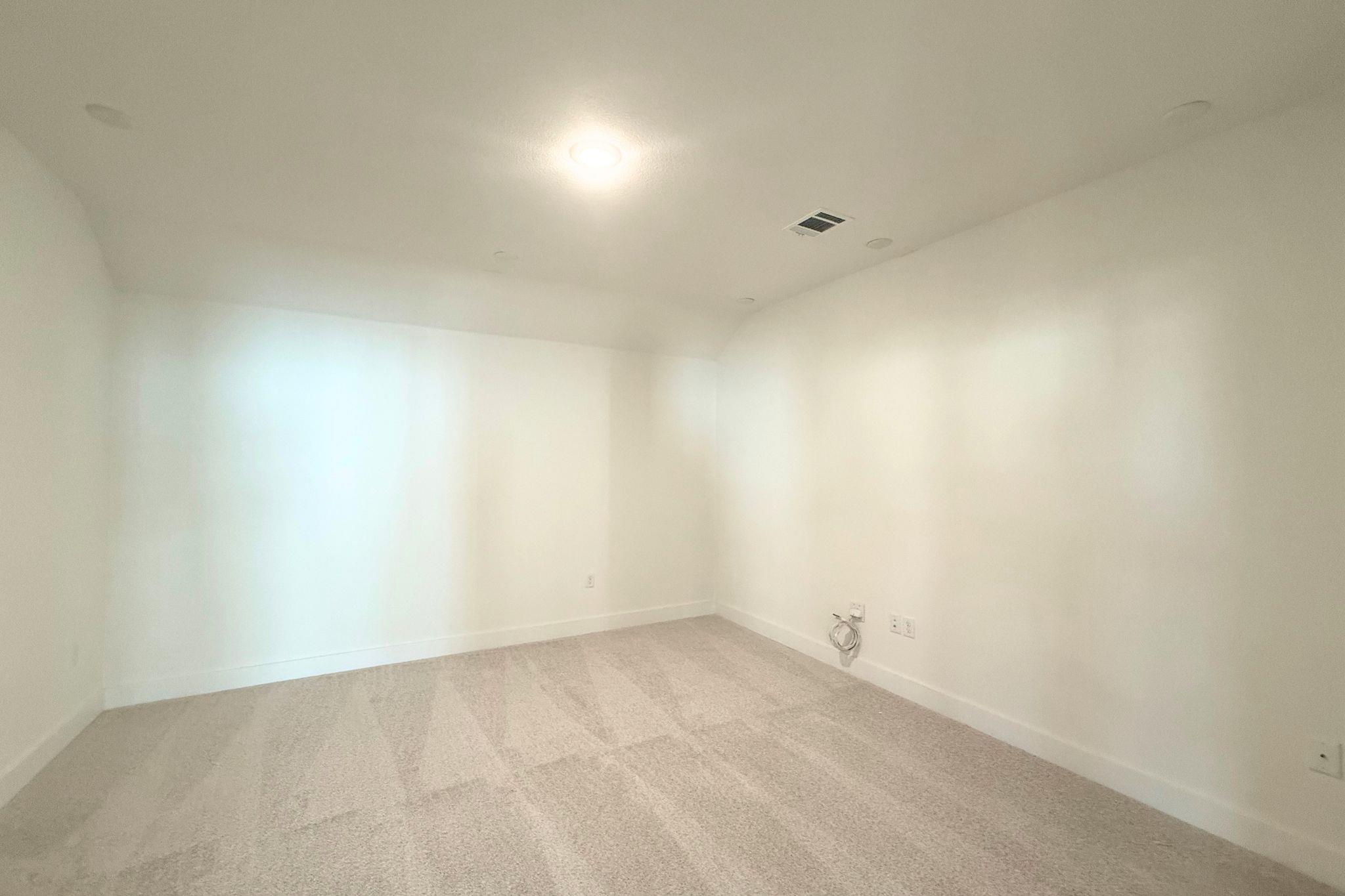 Home photo 17