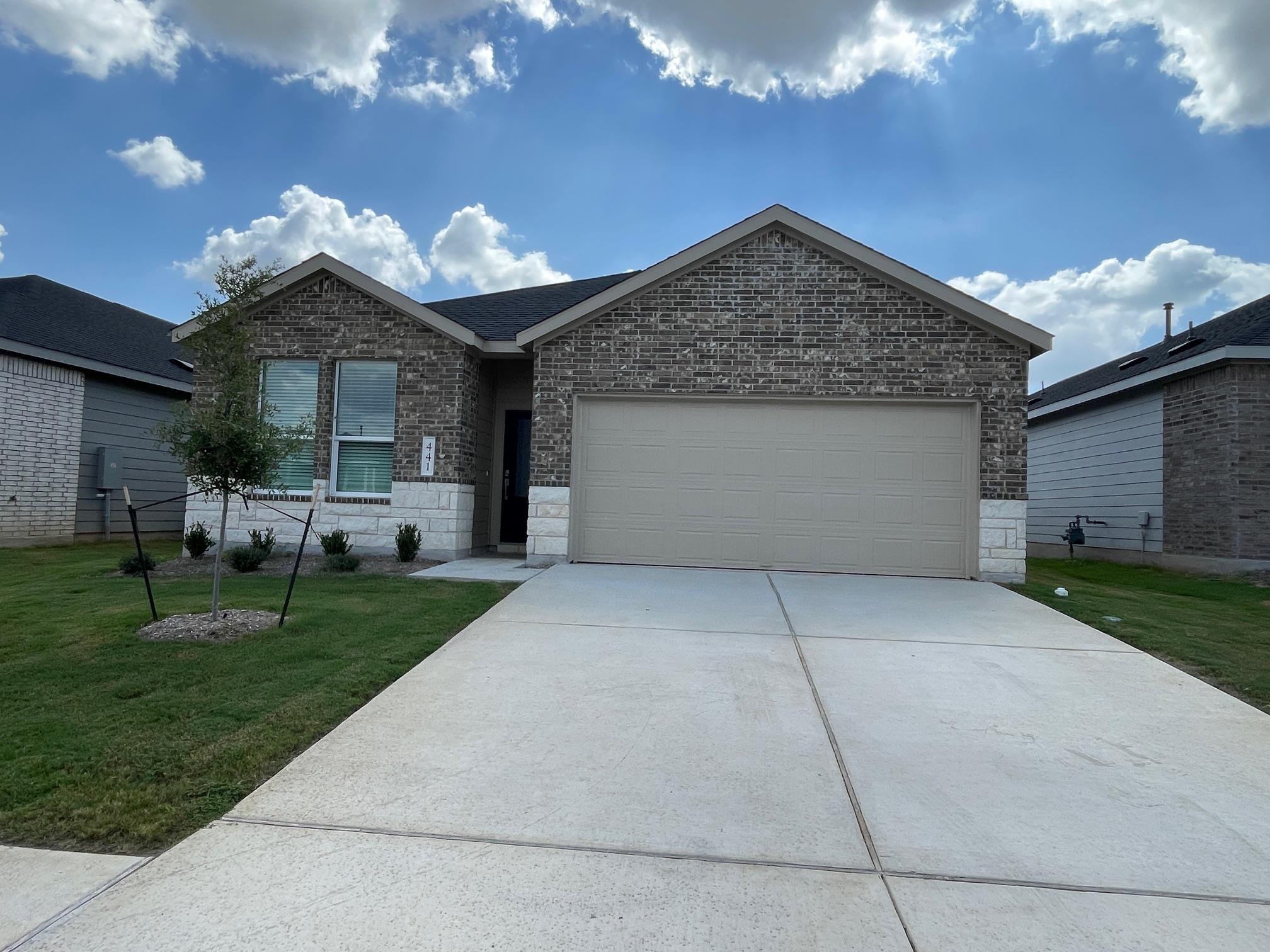 441  Sormonne Loop in Kyle