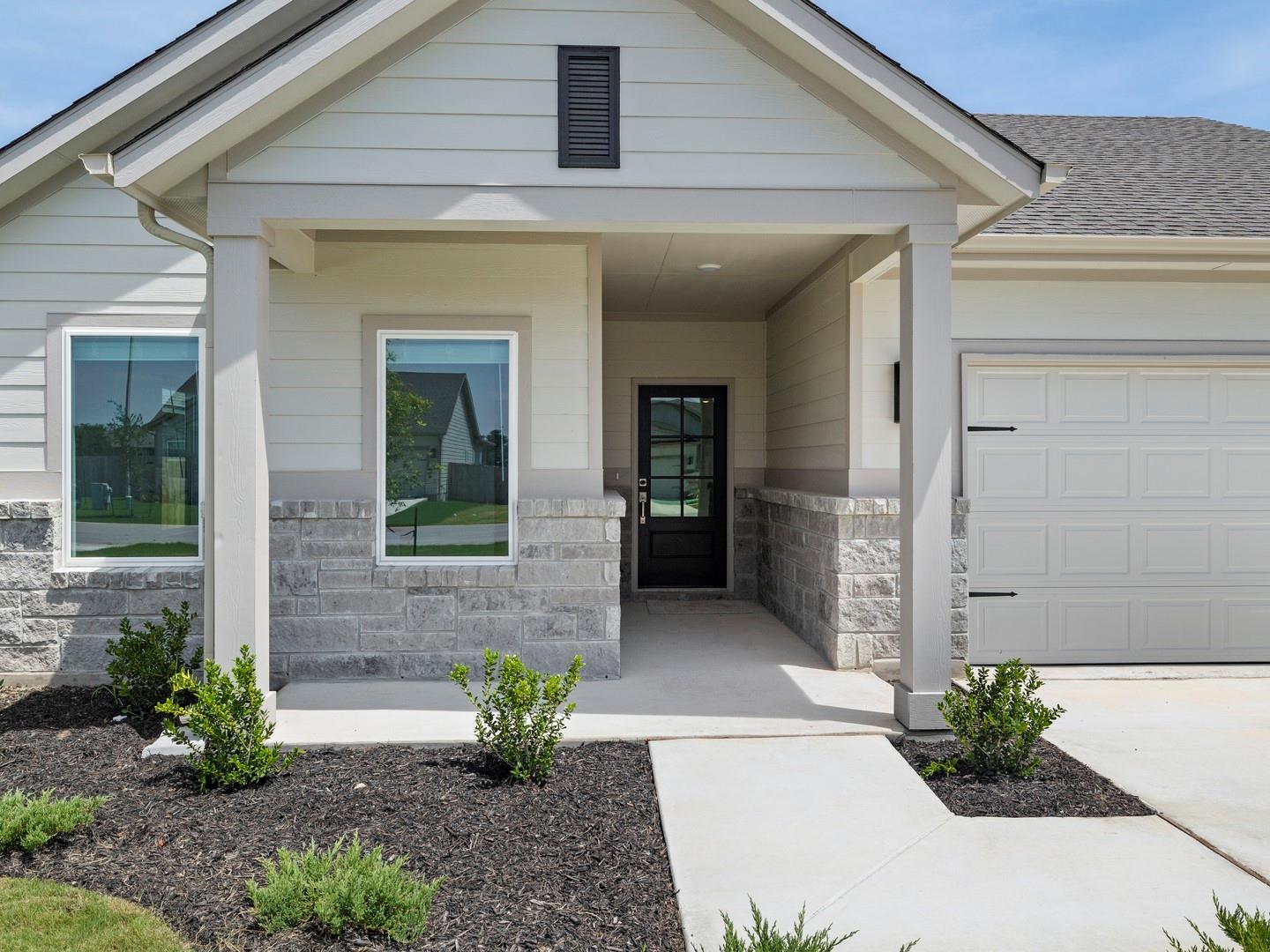 112  Mathew St in Bertram