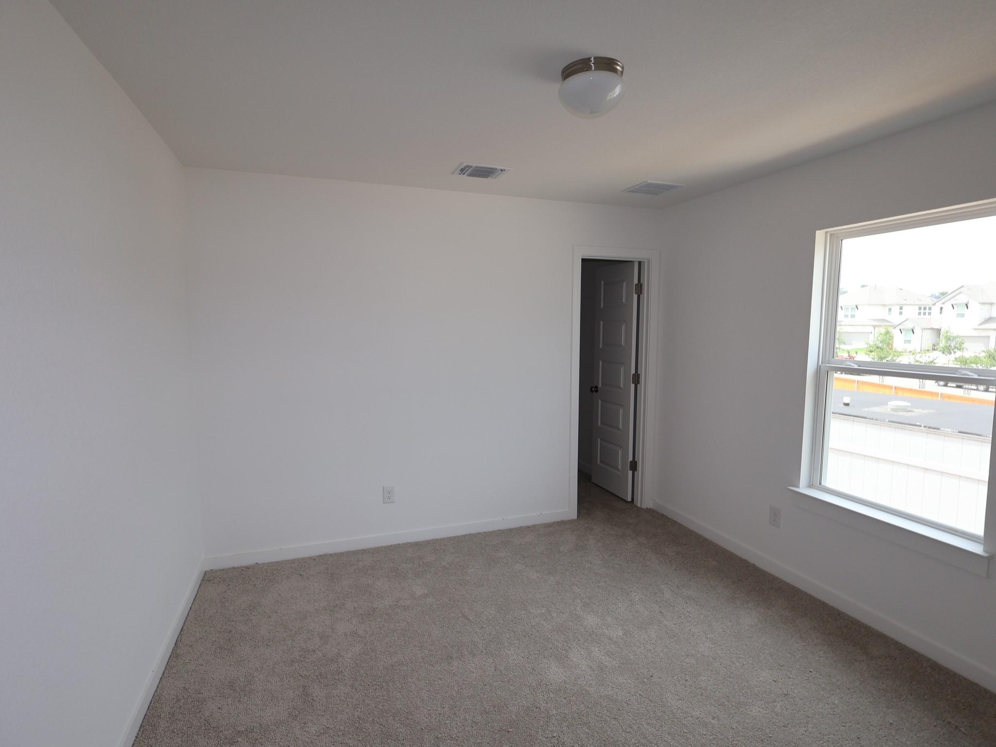 Home photo 12