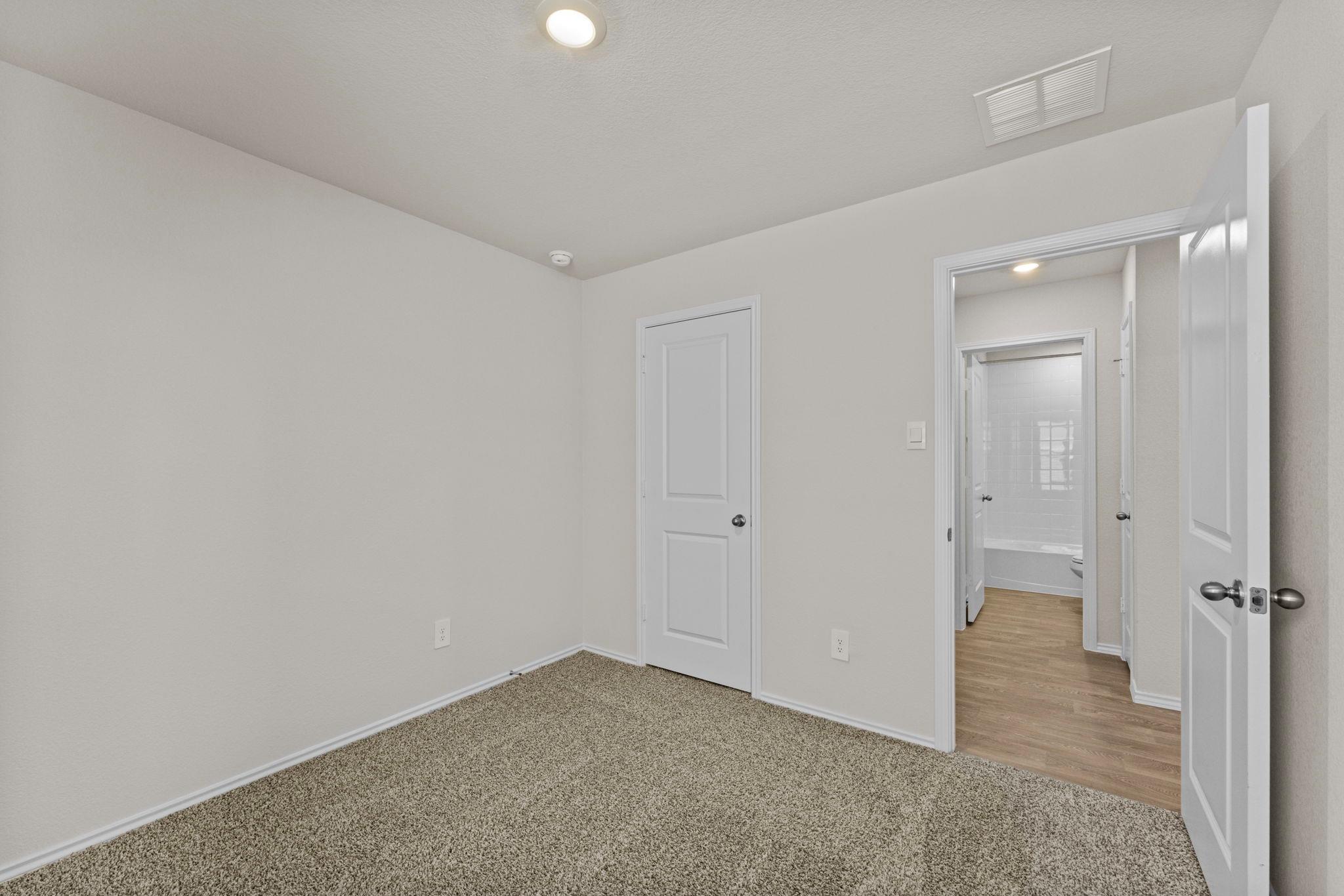 Home photo 12