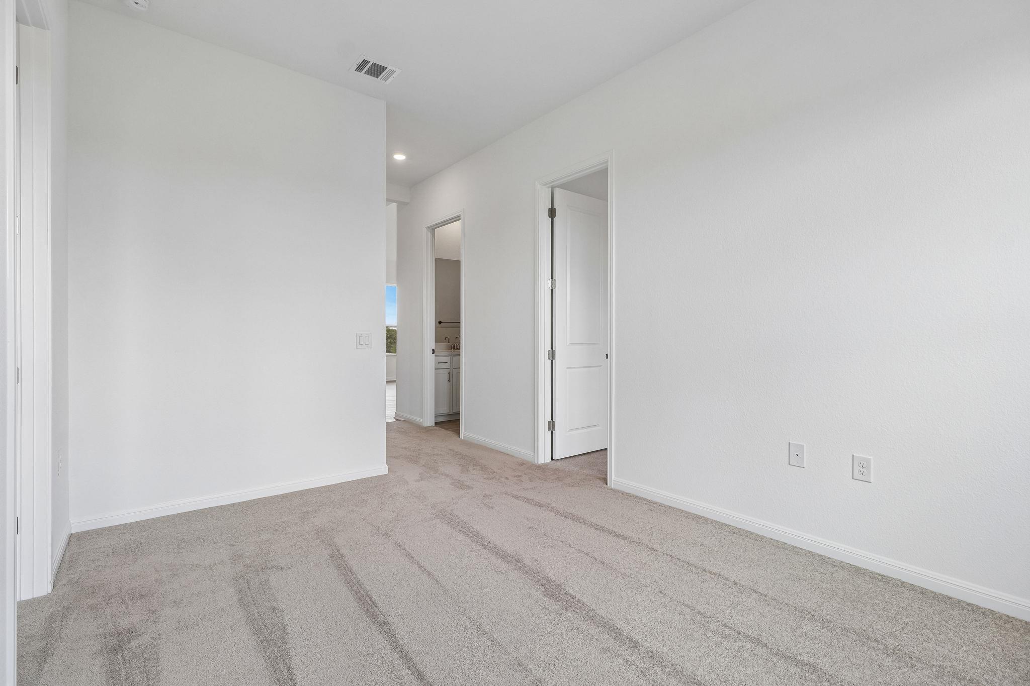 Home photo 19