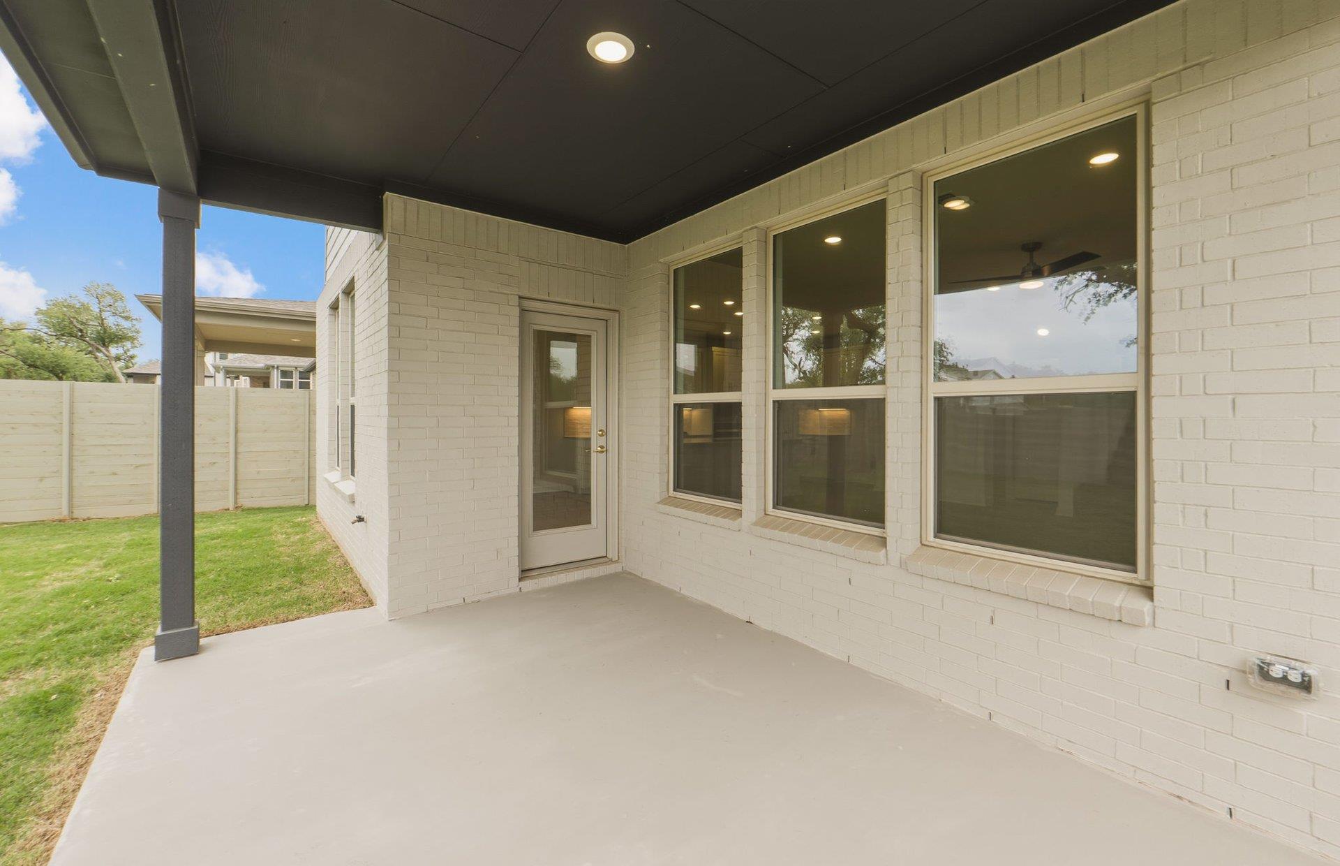 Home photo 23