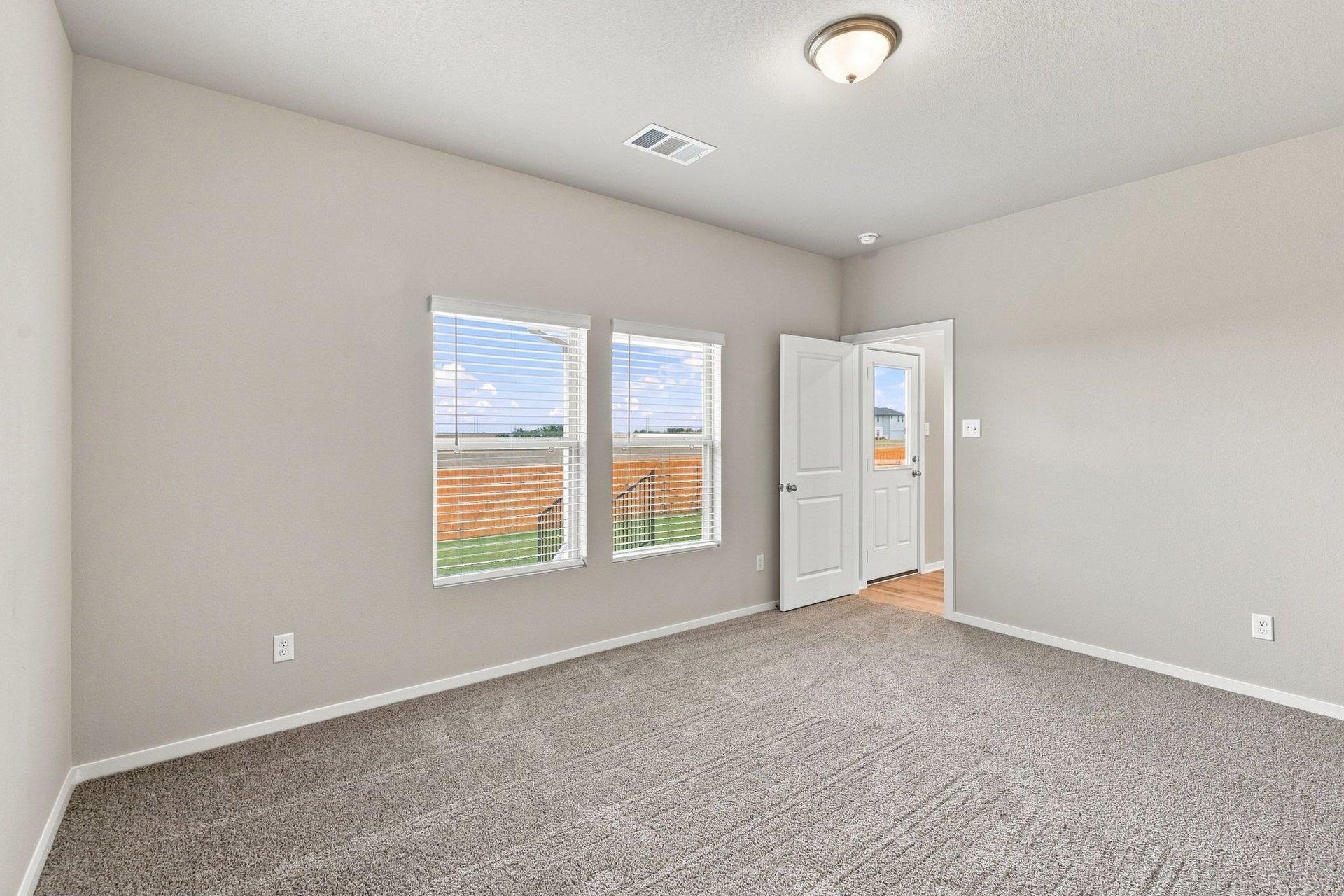 Home photo 18