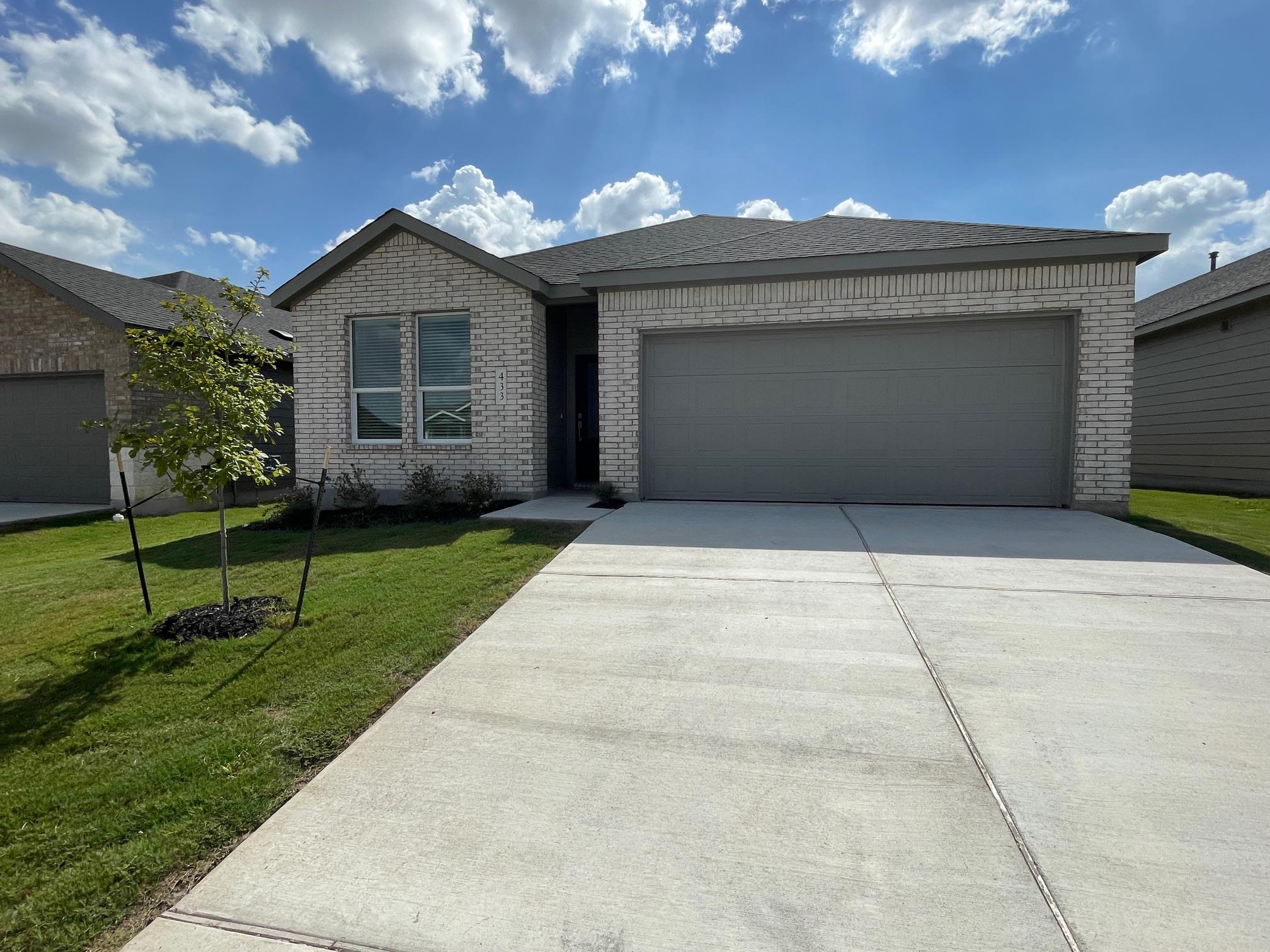 433  Sormonne Loop in Kyle
