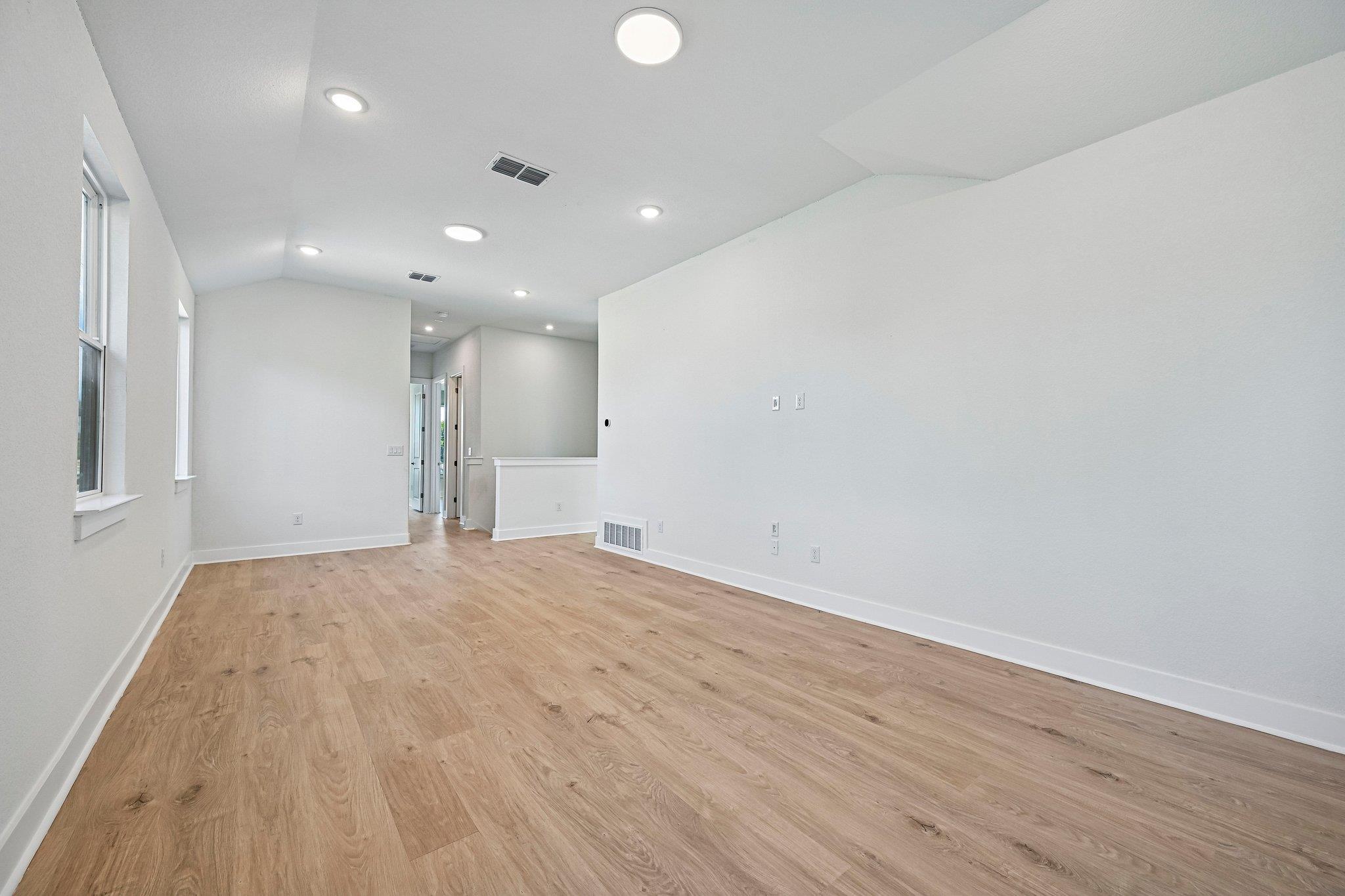 Home photo 17