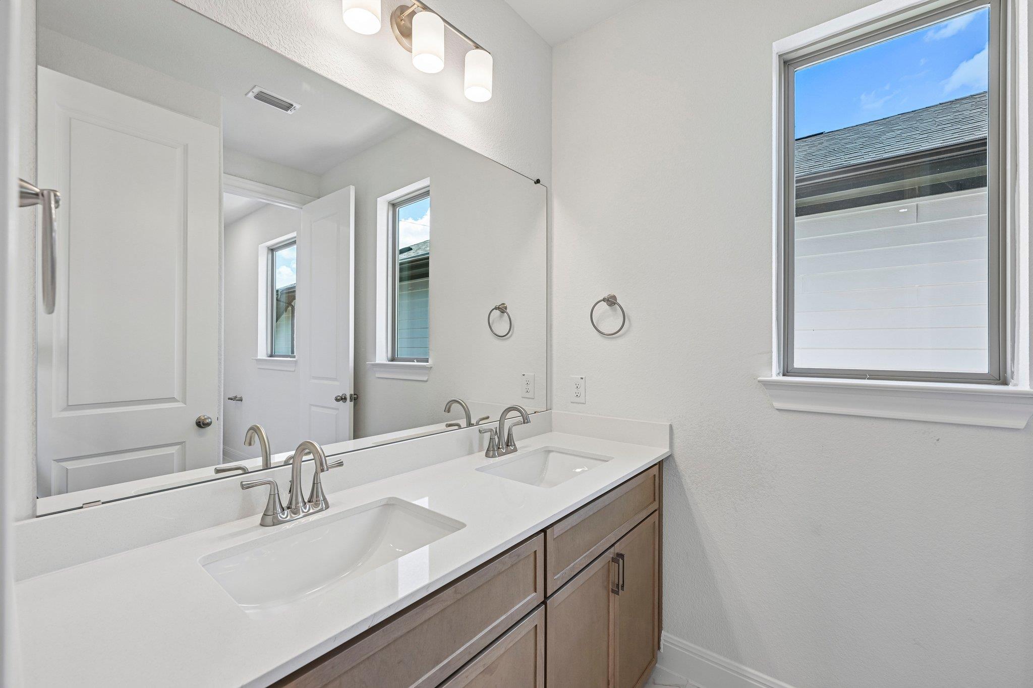 Home photo 17
