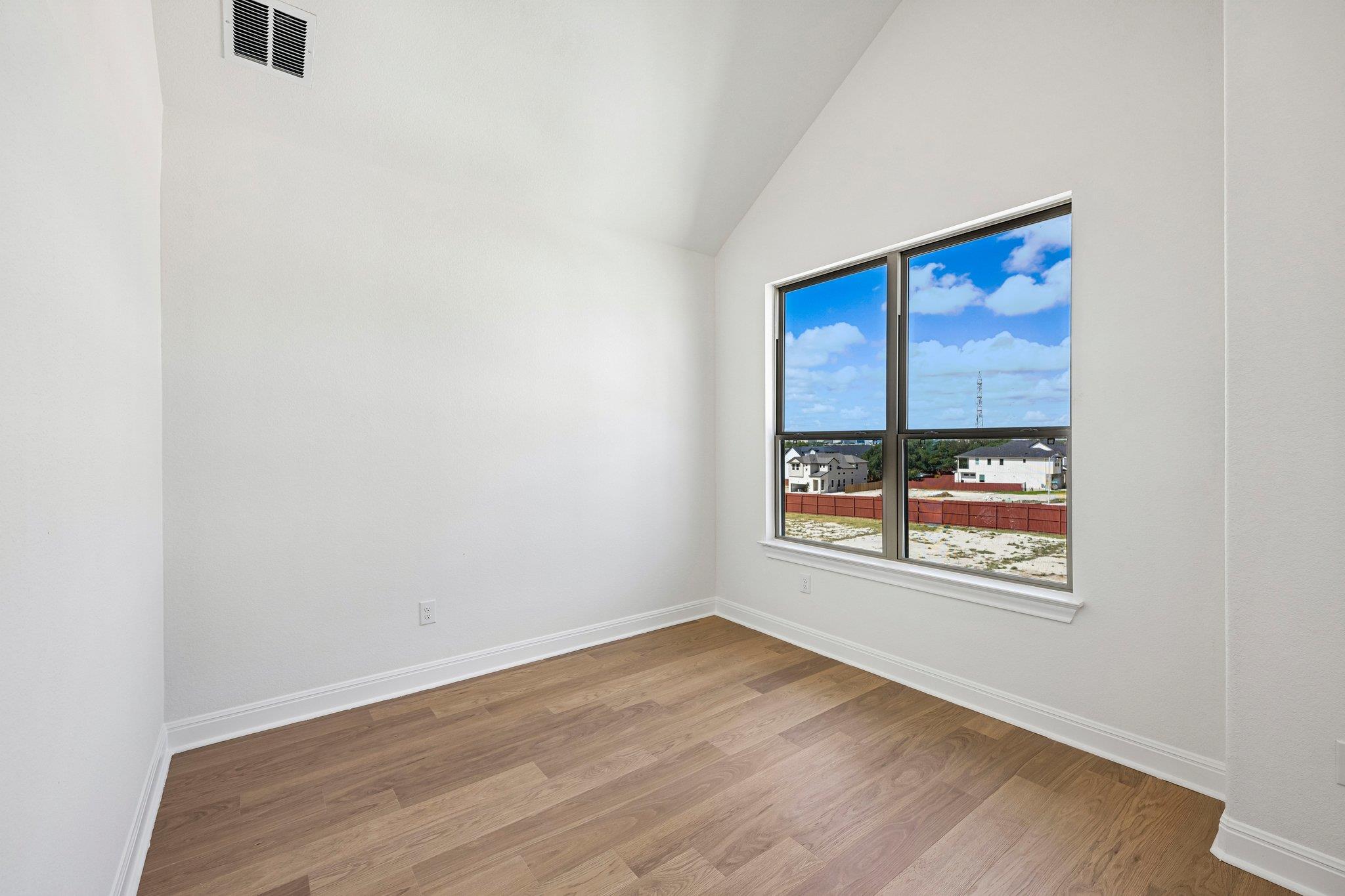Home photo 20